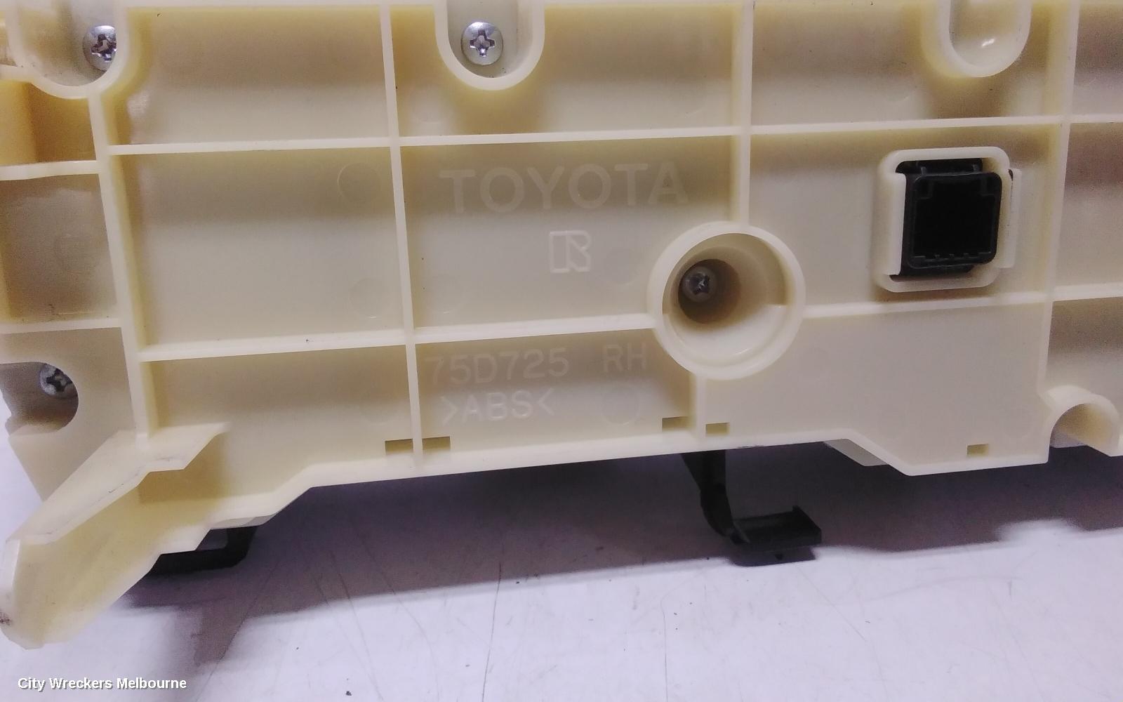 TOYOTA PRIUS HEATER/AC CONTROLS, ZVW30R, 07/2009 - 02/2012