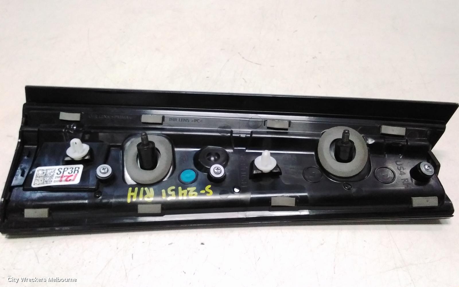 HYUNDAI STARIA RIGHT TAILLIGHT, IN BODY, LED TYPE, WAGON, US4, 04/2021 ONWARDS