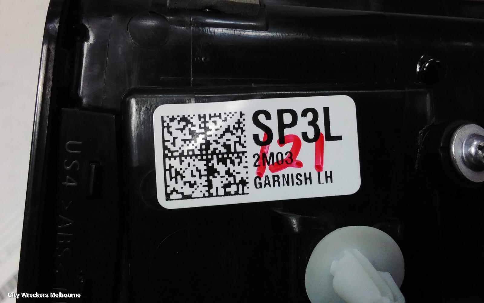 HYUNDAI STARIA REAR GARNISH, TAILGATE LAMP (LH SIDE), W/ LED TYPE, US4, 04/2021 ONWARDS