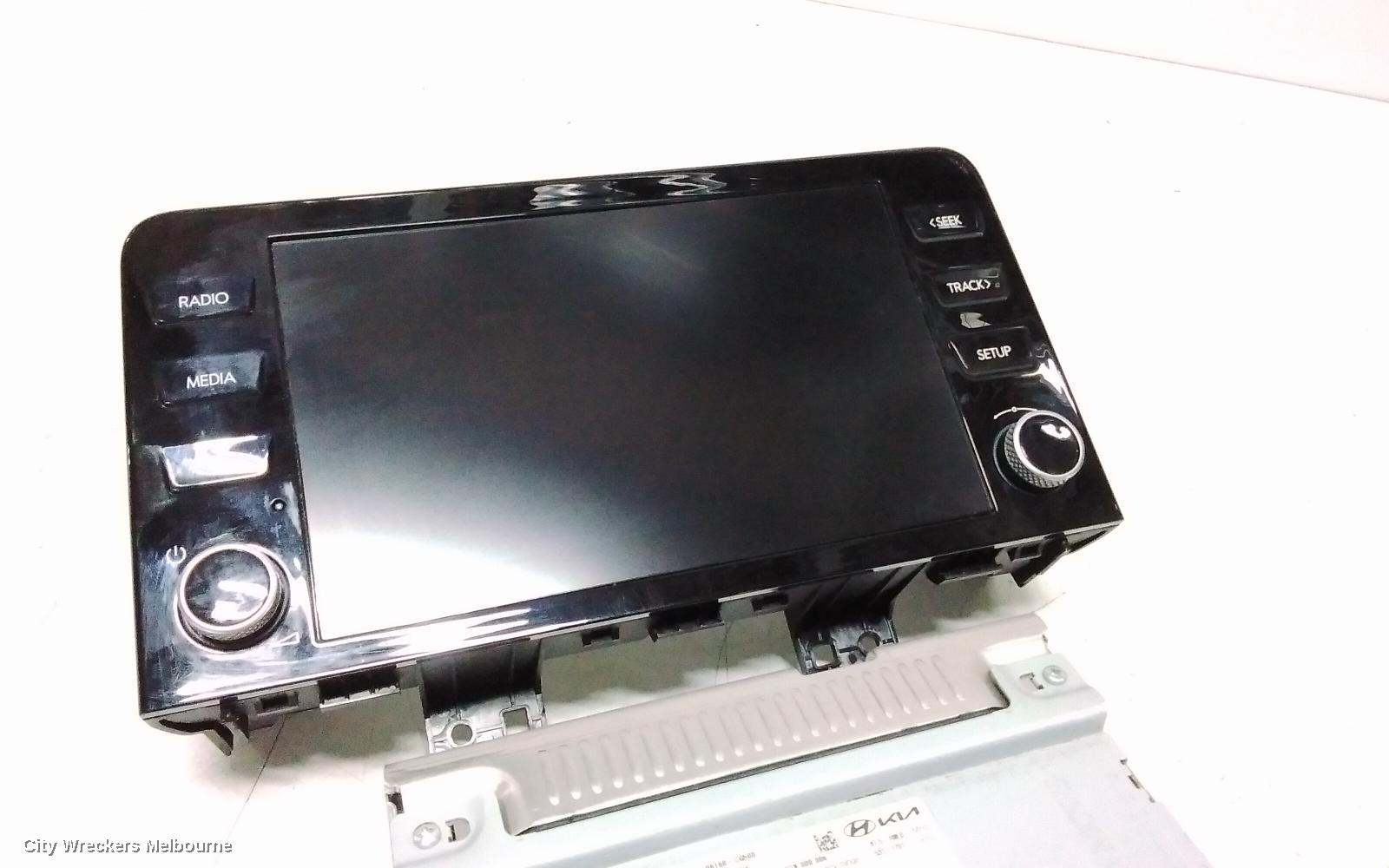 HYUNDAI STARIA RADIO/CD/DVD/SAT/TV, DISPLAY UNIT, 8IN, TOUCH SCREEN, NON SAT NAV TYPE, US4, 04/2021 ONWARDS