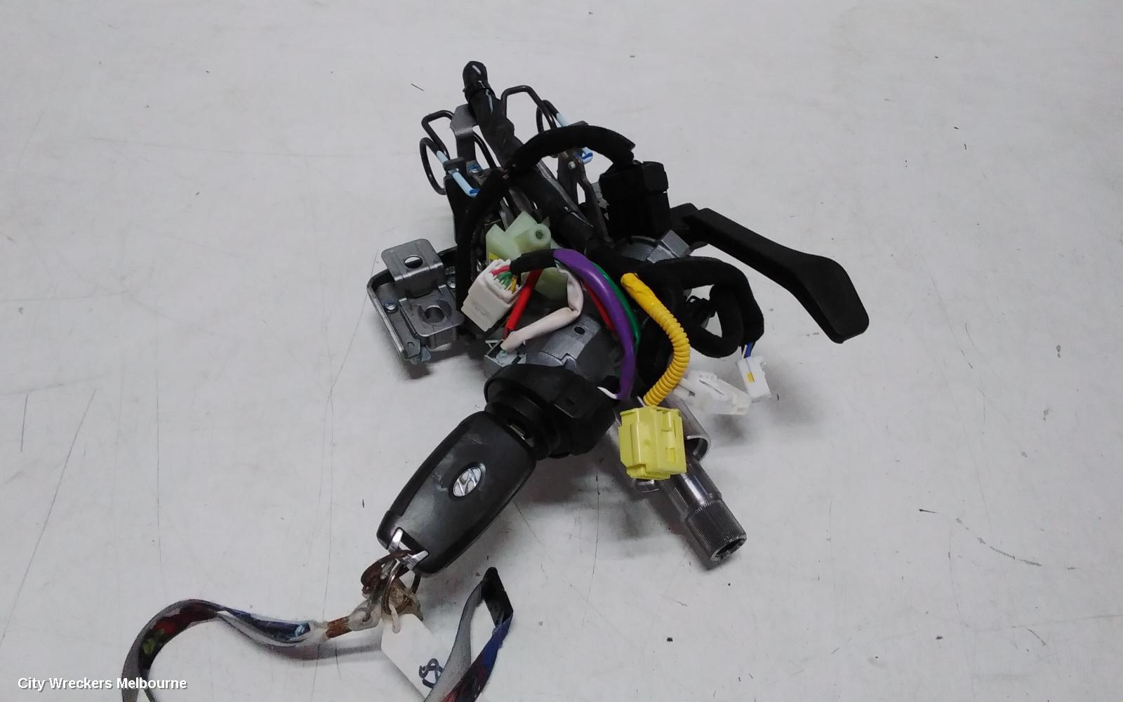 HYUNDAI STARIA IGNITION W/ KEY, US4, 04/2021 ONWARDS