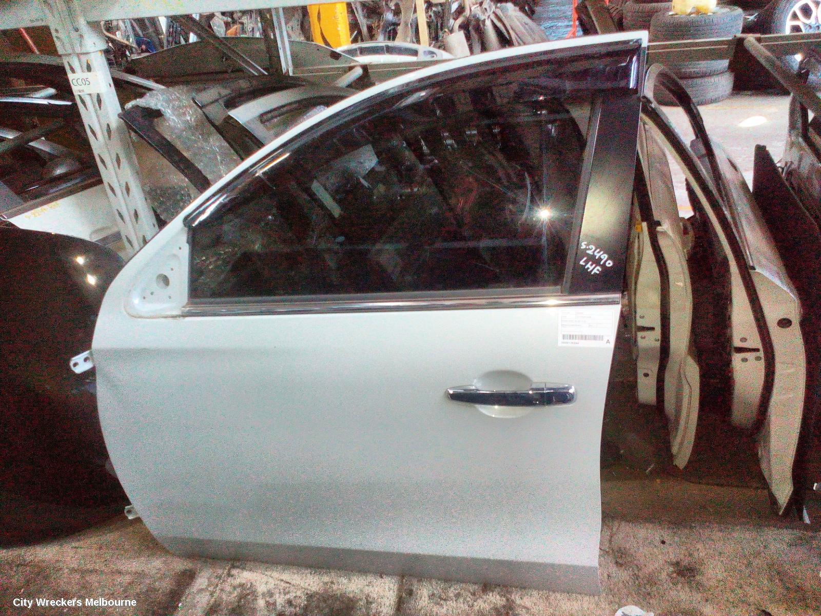 MITSUBISHI PAJERO LEFT FRONT DOOR, PAJERO SPORT, QE-QF, 10/2015 ONWARDS