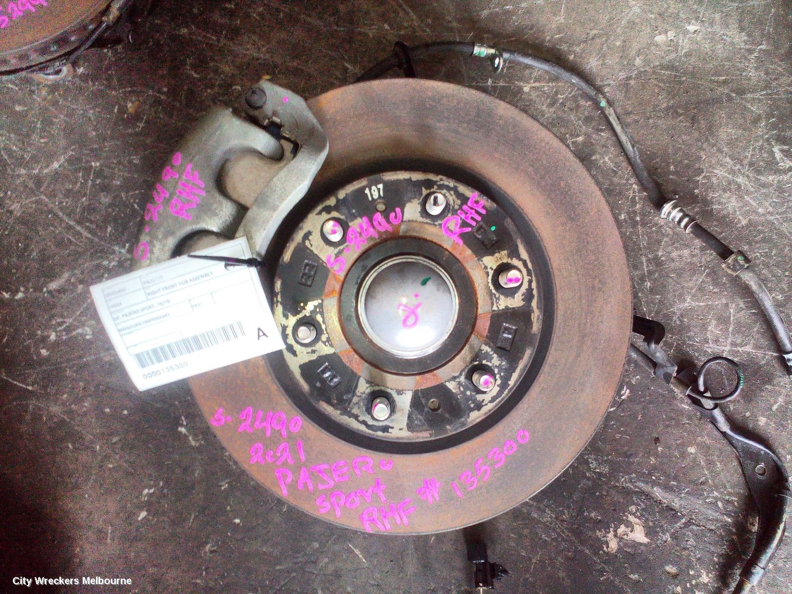 MITSUBISHI PAJERO RIGHT FRONT HUB ASSEMBLY, QE, PAJERO SPORT, 10/2015 ONWARDS