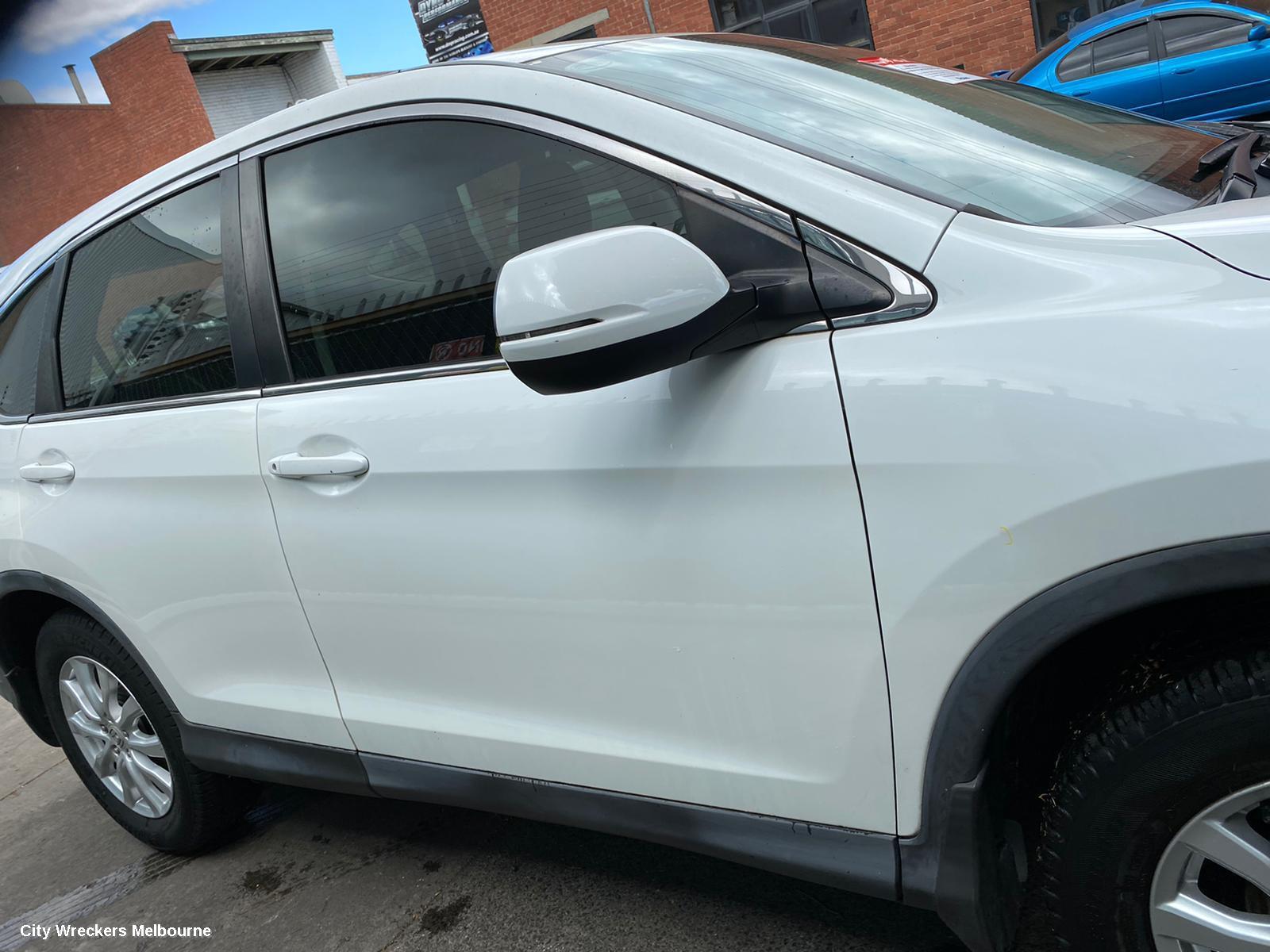 HONDA CRV RIGHT FRONT DOOR WINDOW, RM, 11/2012 - 04/2017