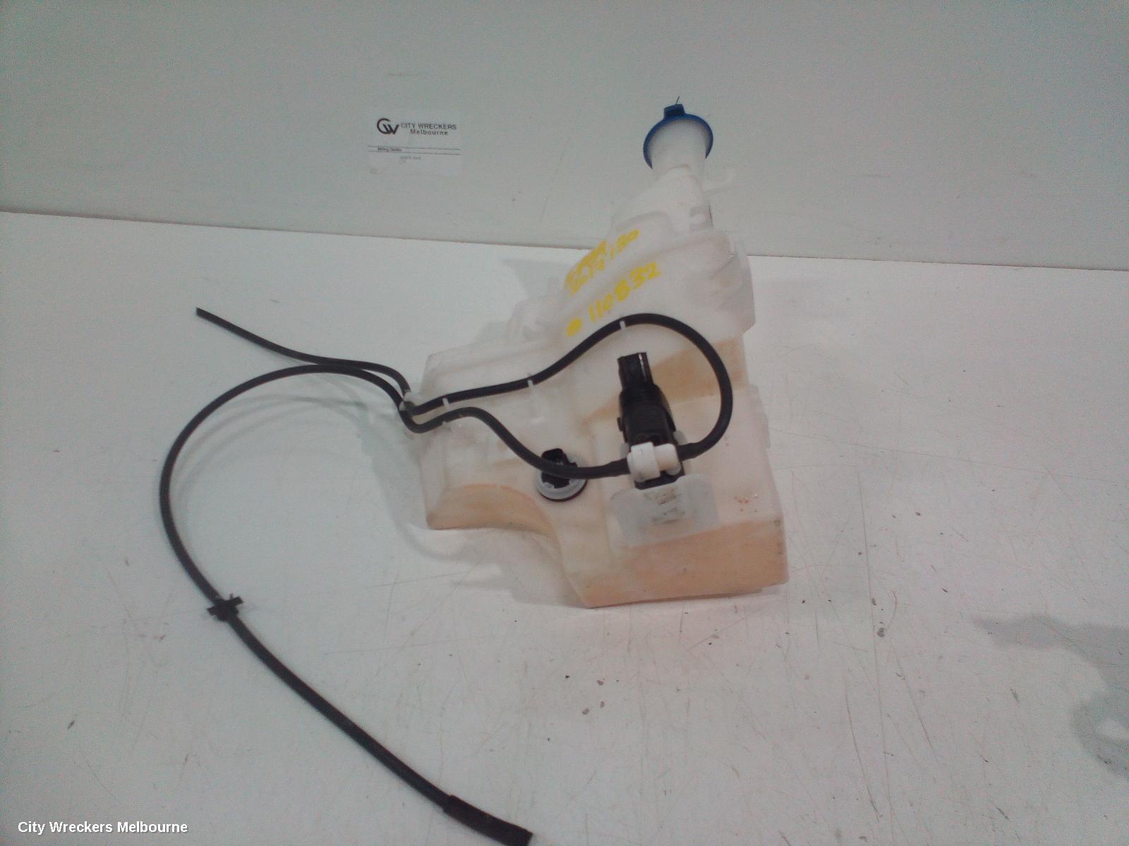 HYUNDAI I30 WASHER BOTTLE, PD, HATCH (S. KOREA VIN KMHH), 03/2017 ONWARDS