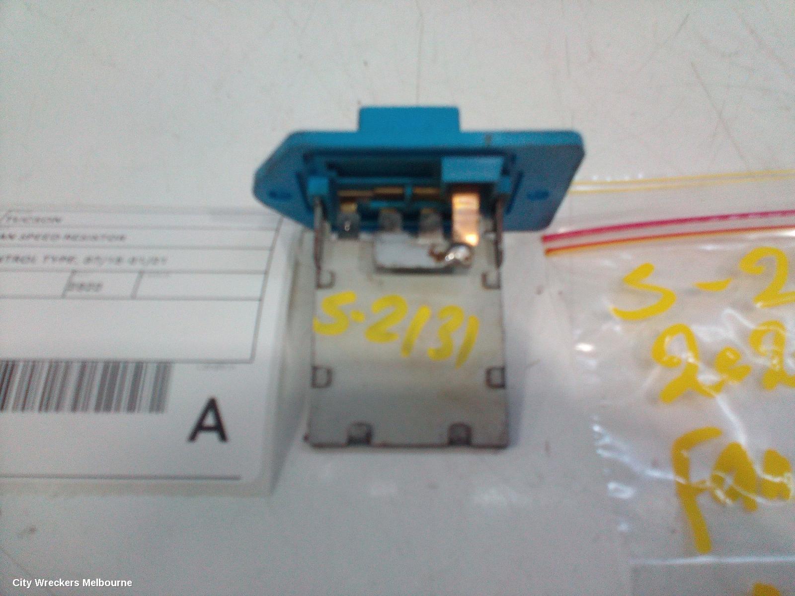 HYUNDAI TUCSON FAN SPEED RESISTOR, TL, NON CLIMATE CONTROL TYPE, 07/2015 - 01/2021