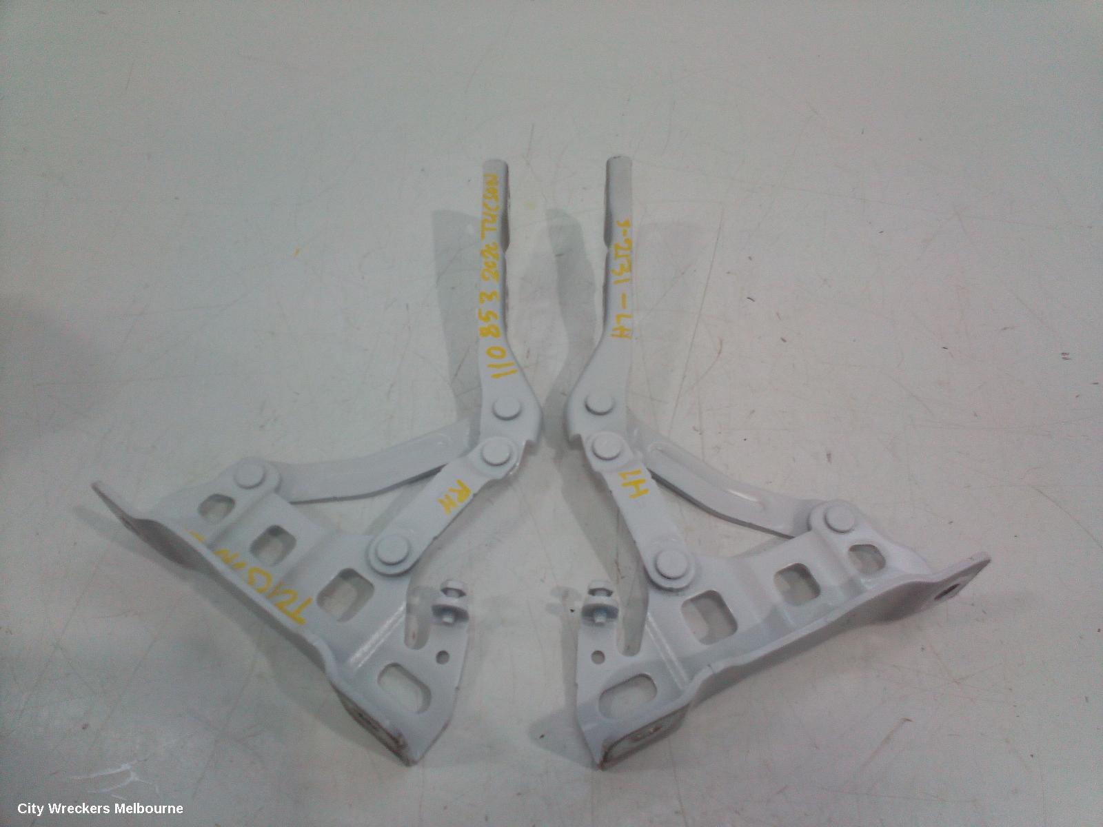 HYUNDAI TUCSON BONNET HINGE/STRUT, HINGES (PAIR), (KOREA VIN KMHJ), TL, 07/2015 - 01/2021