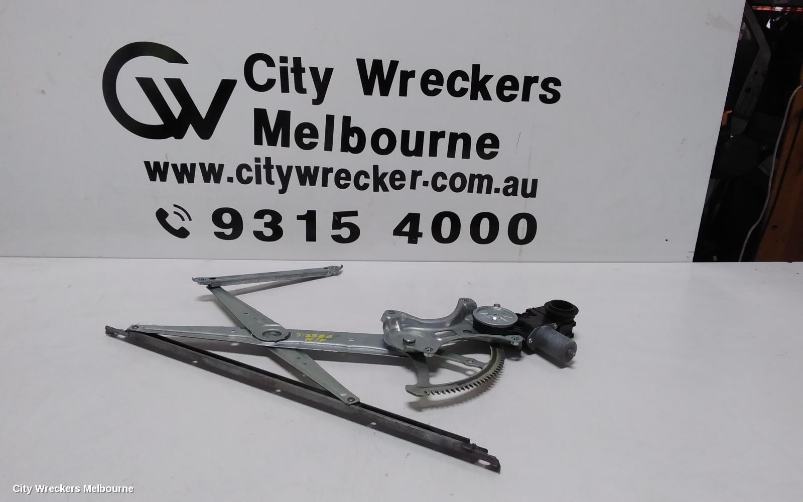 TOYOTA HIACE RIGHT FRONT WINDOW REG/MOTOR, DOOR REG ASSY (REG AND MOTOR), 300 SERIES, 04/2019 ONWARDS
