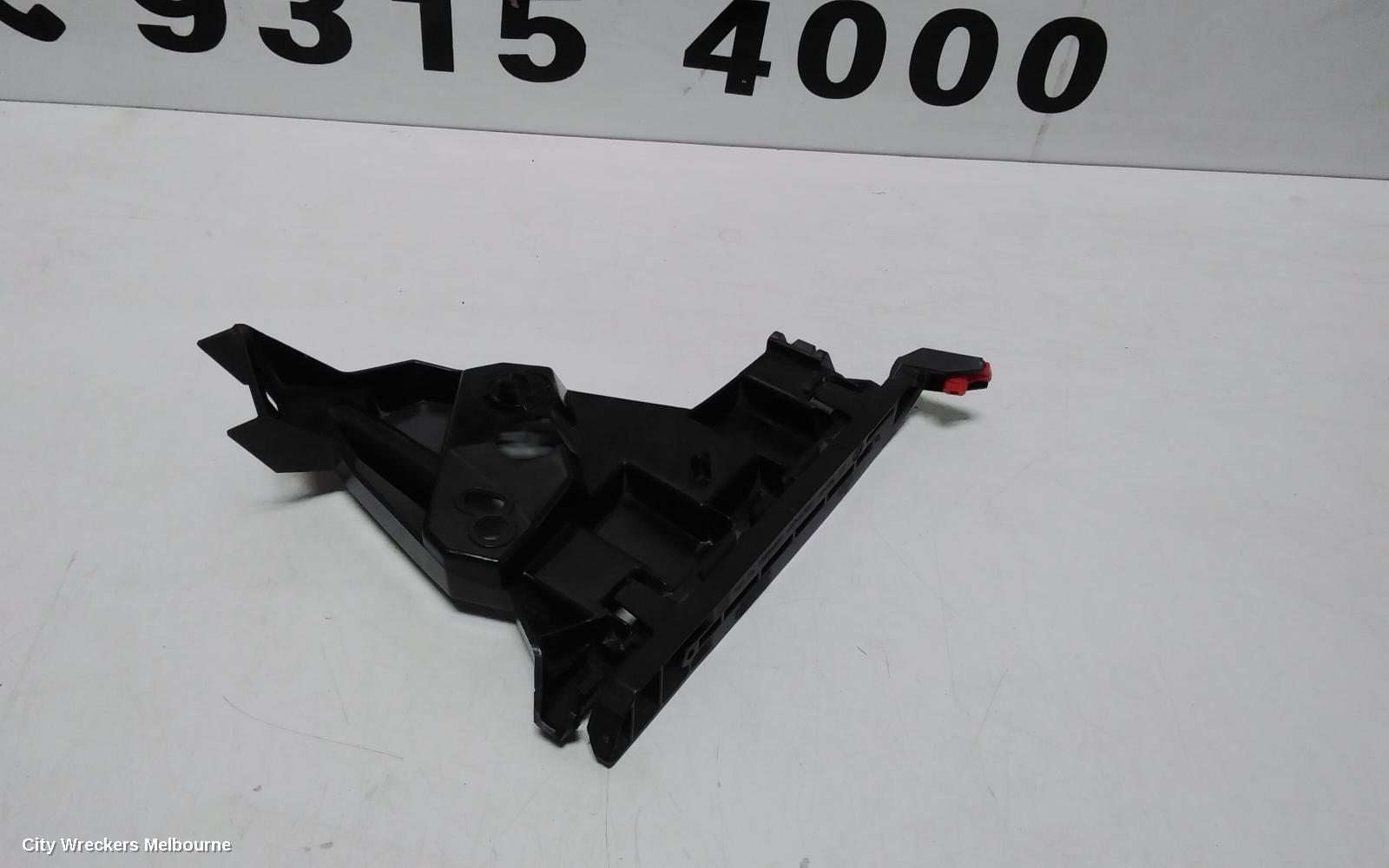 HOLDEN ASTRA, PJ, GTC, 12/2014 - 01/2017, LHF GUARD BRACKET: 110864
