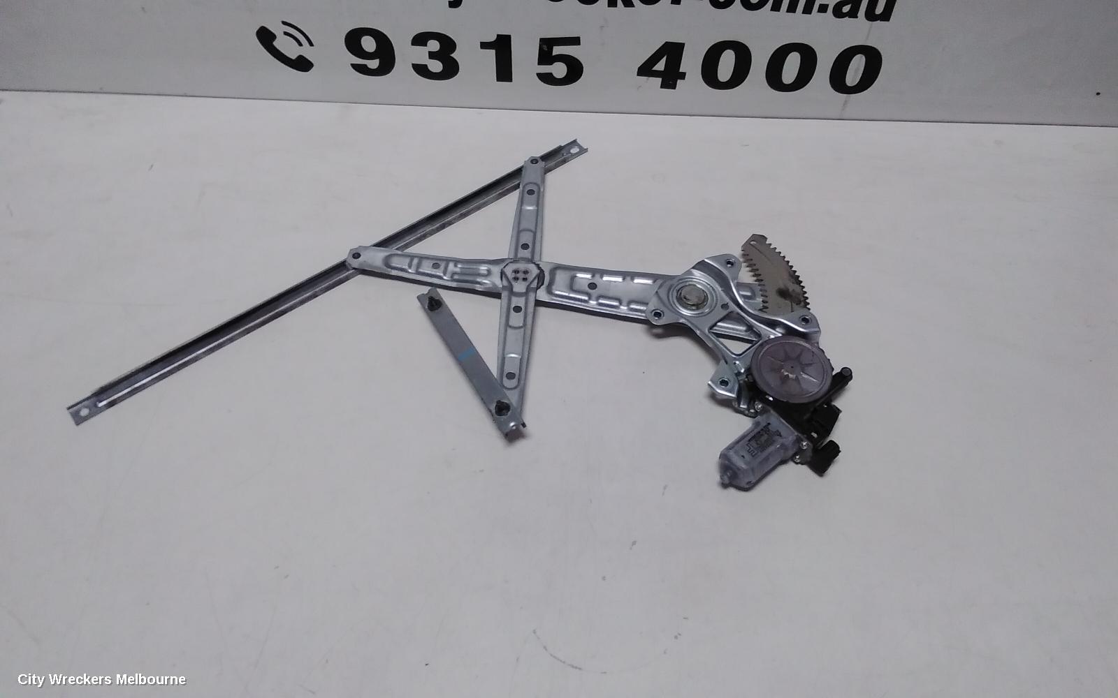 MITSUBISHI PAJERO RIGHT FRONT WINDOW REG/MOTOR, QE, PAJERO SPORT, 10/2015 ONWARDS