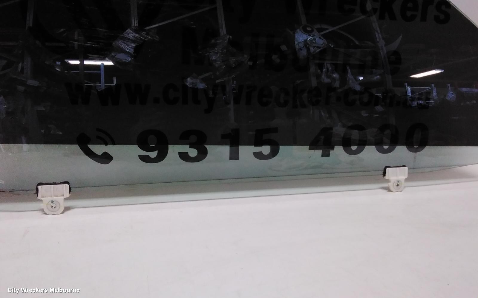 MITSUBISHI PAJERO RIGHT FRONT DOOR WINDOW, QE, PAJERO SPORT, 10/2015 ONWARDS