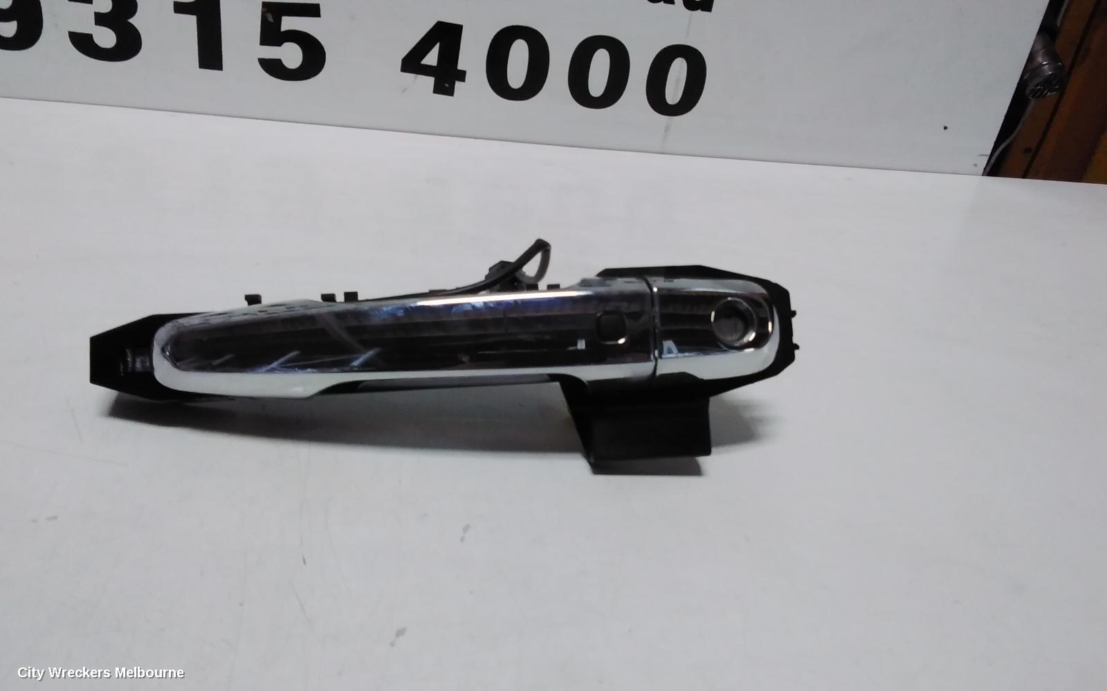 MITSUBISHI PAJERO DOOR HANDLE, OUTER, RH FRONT, CHROME, NS-NX, 08/2006 - 04/2021