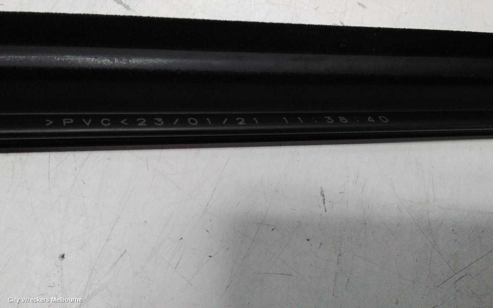 MITSUBISHI PAJERO DOOR MOULD, RHF: 110889, QE, PAJERO SPORT, 10/2015 ONWARDS