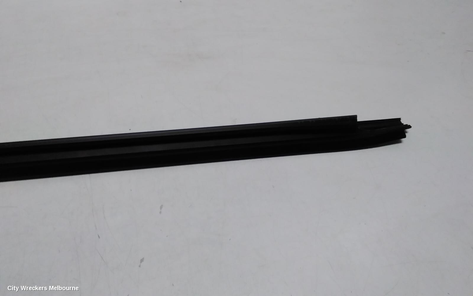 MITSUBISHI PAJERO DOOR MOULD, RHF: 110889, QE, PAJERO SPORT, 10/2015 ONWARDS