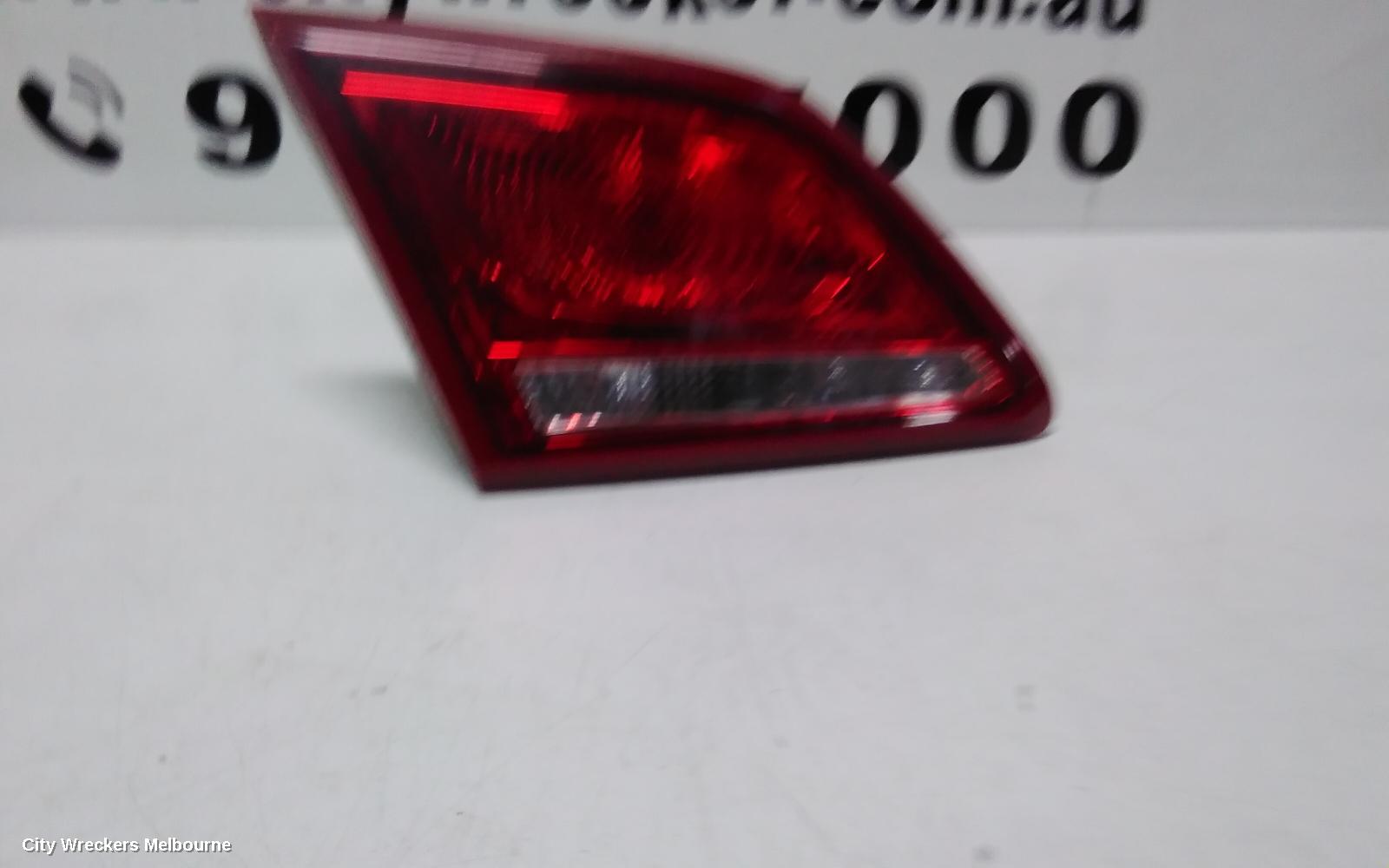 HOLDEN COMMODORE REAR GARNISH, BOOTLID LAMP (LH SIDE), VF, SEDAN, CLEAR TYPE, EVOKE/SV6/SS/INTERNATIONAL, 05/2013 - 12/2017