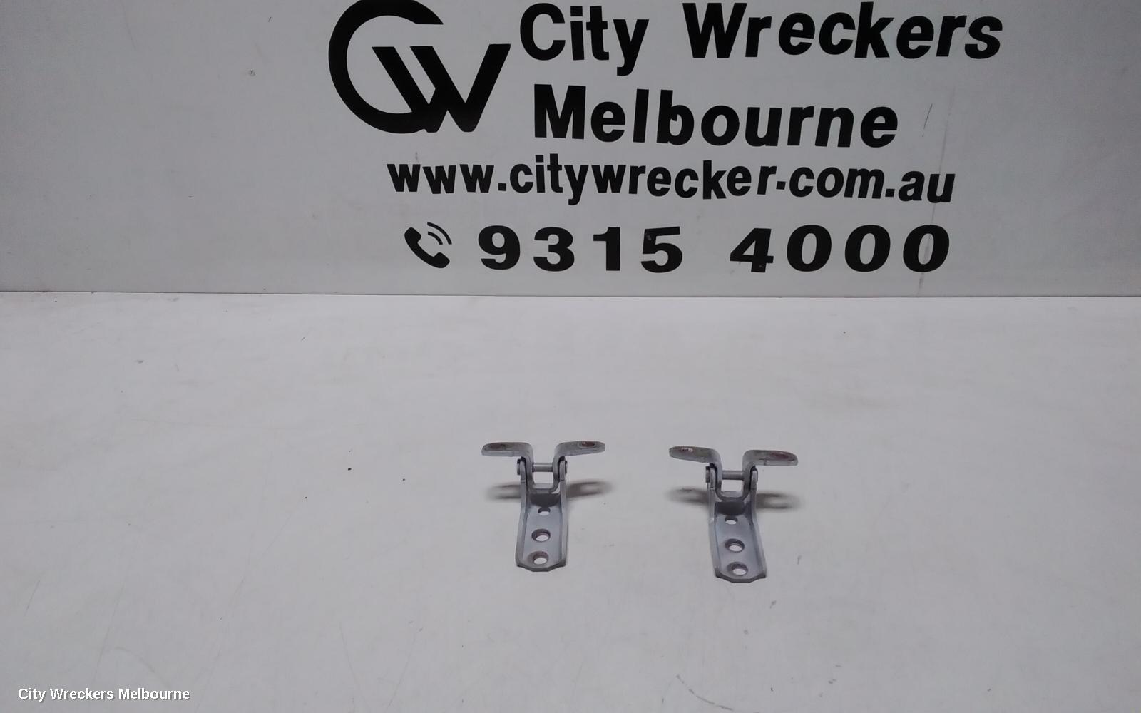 MITSUBISHI PAJERO DOOR HINGE/RUNNER, QE, PAJERO SPORT, 10/2015 ONWARDS
