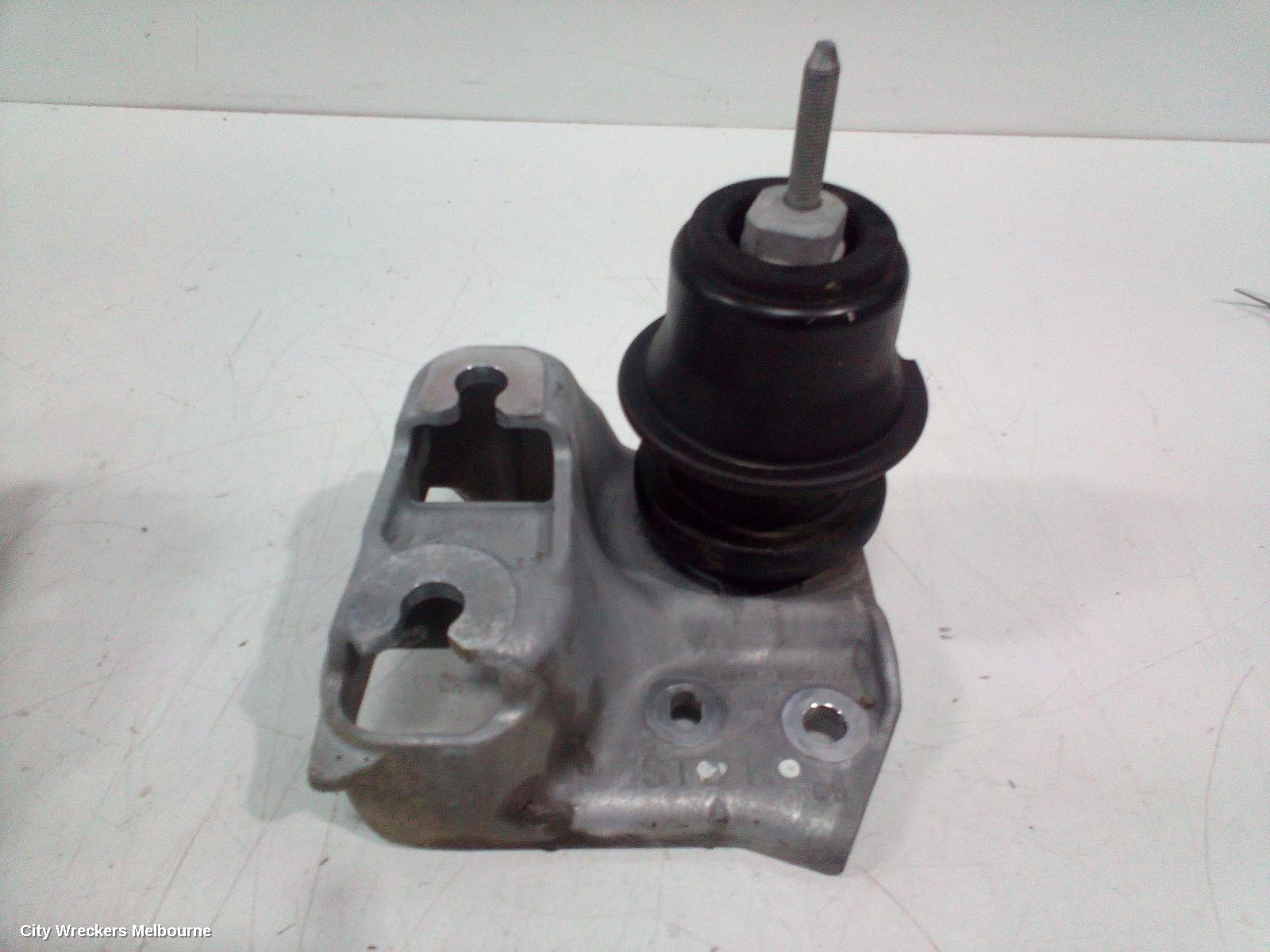 SUBARU LIBERTY MOUNT, 5TH GEN, ENGINE MOUNT, RH SIDE, 09/2009 - 11/2014