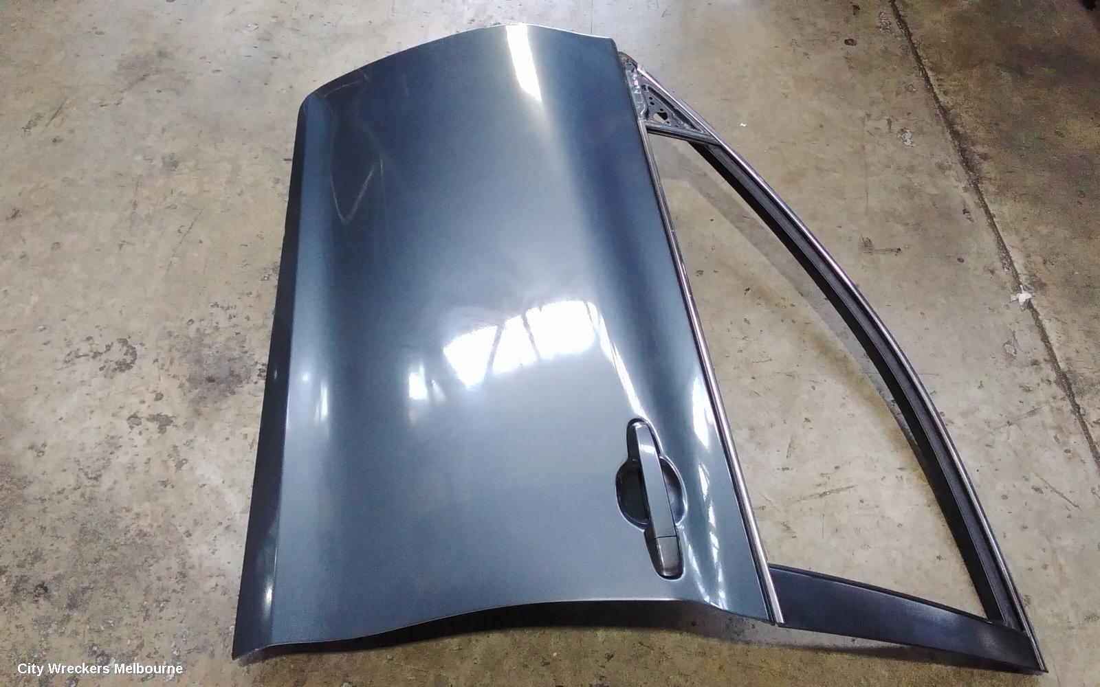 TOYOTA CAMRY LEFT FRONT DOOR, ASV50/AVV50, 04/2015 - 10/2017