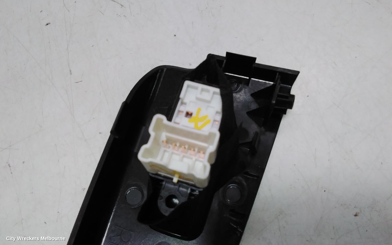 SUBARU LIBERTY PWR DR WIND SWITCH, LH FRONT/RH REAR/LH REAR, MARKED Y02, 5TH GEN, EXIGA (VIN JF1YA9), 06/2008 - 12/2014 (AUS ONLY)