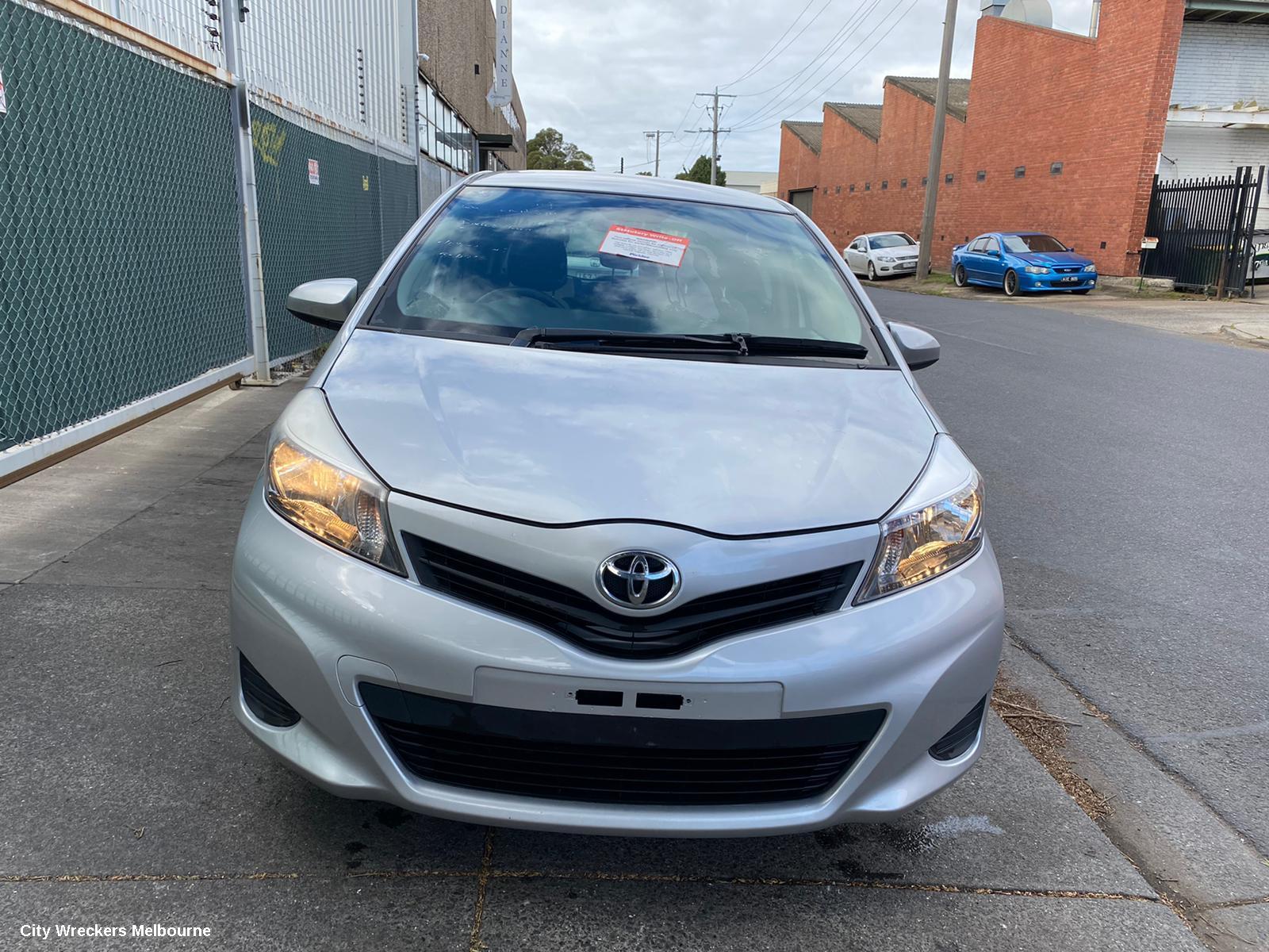 TOYOTA YARIS PWR DR WIND SWITCH, RH FRONT (MASTER SWITCH), 4 SWITCH TYPE, 5DR HATCH/SEDAN, NCP13#, 08/2011 - 12/2019