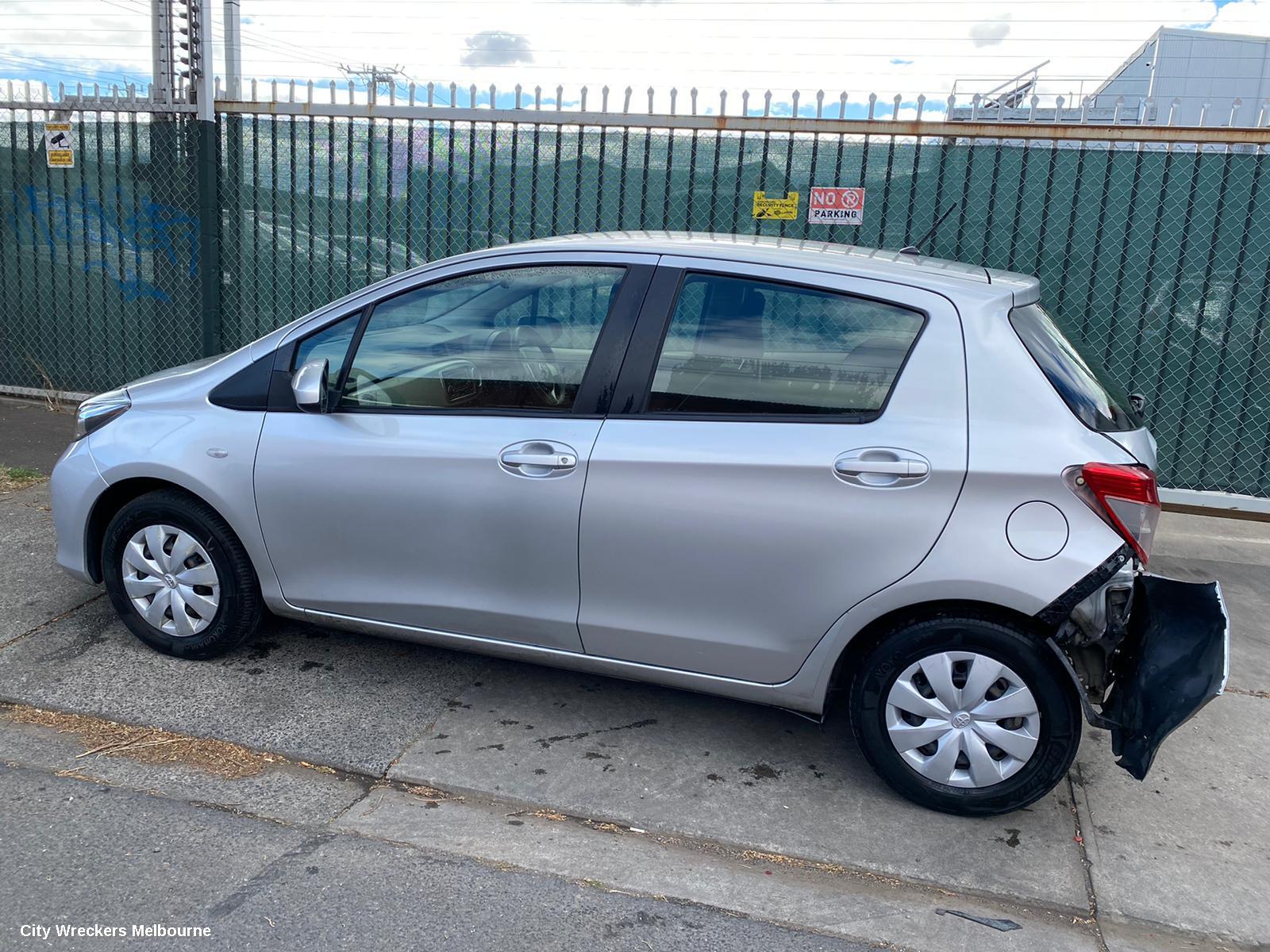 TOYOTA YARIS PWR DR WIND SWITCH, RH FRONT (MASTER SWITCH), 4 SWITCH TYPE, 5DR HATCH/SEDAN, NCP13#, 08/2011 - 12/2019