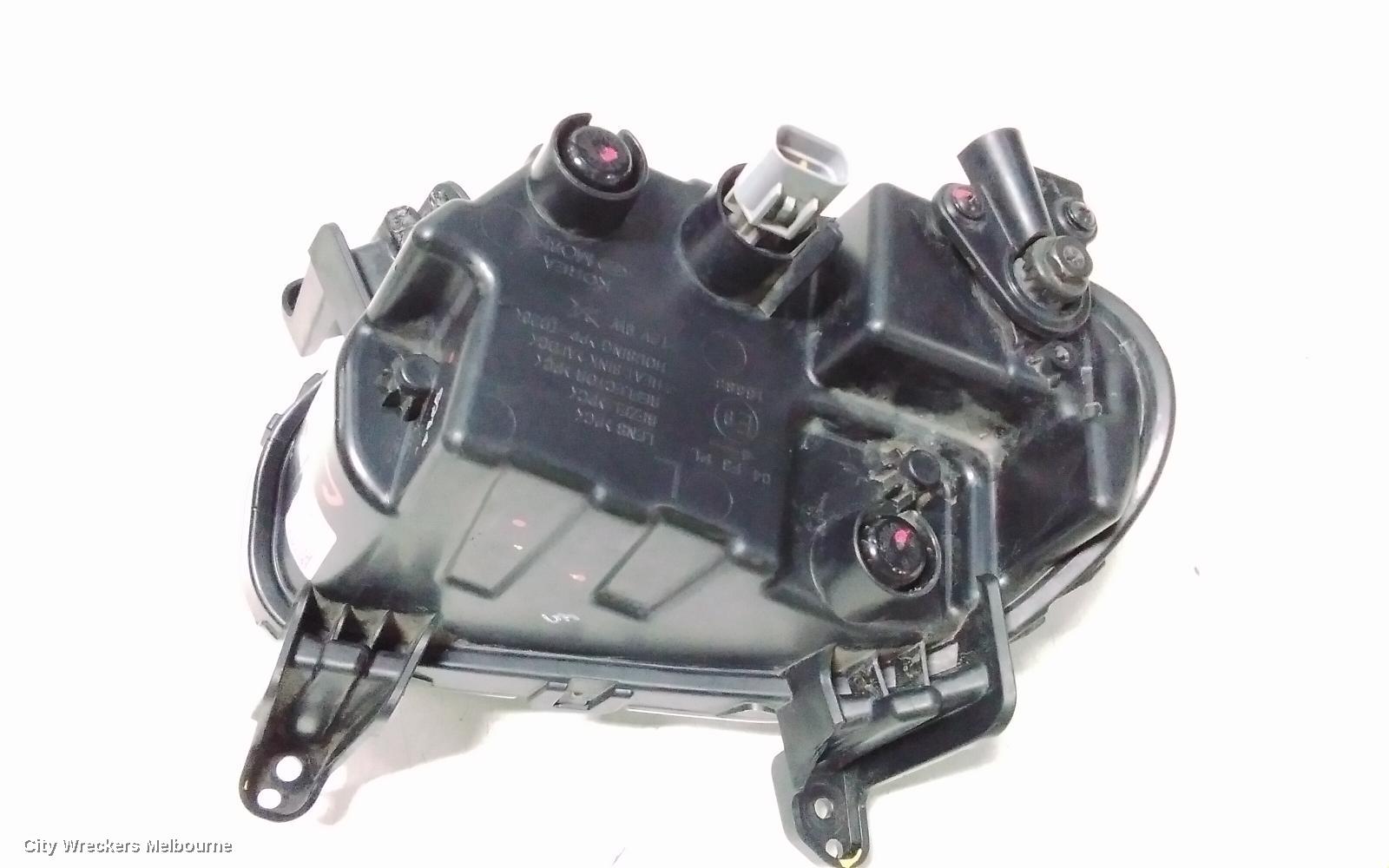 HYUNDAI SANTA FE LEFT INDICATOR/FOG/SIDE, BUMPER FOGLAMP, LED TYPE, TM, 03/2018 - 09/2020
