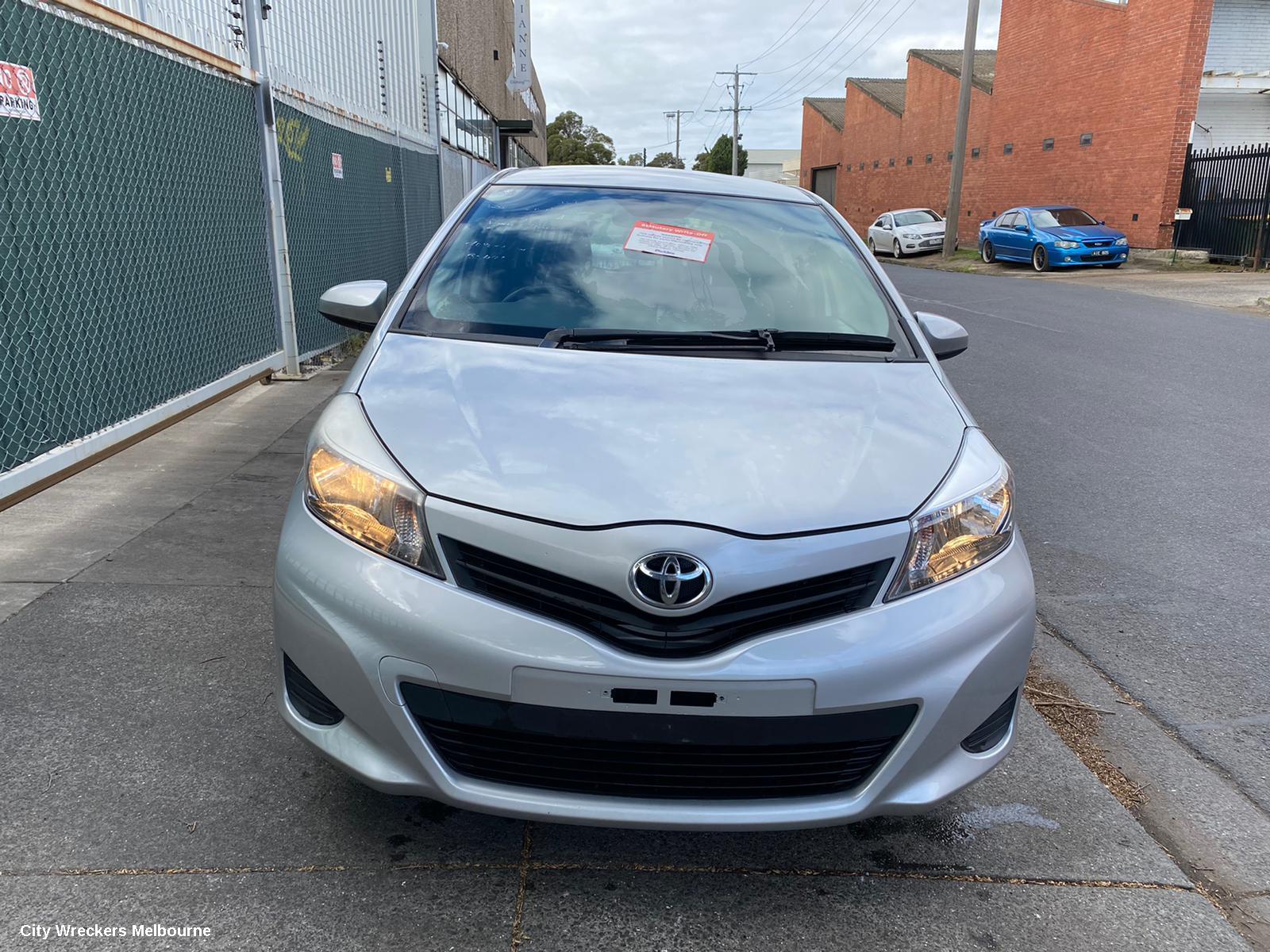 TOYOTA YARIS PWR DR WIND SWITCH, RH FRONT (MASTER SWITCH), 4 SWITCH TYPE, 5DR HATCH/SEDAN, NCP13#, 08/2011 - 12/2019