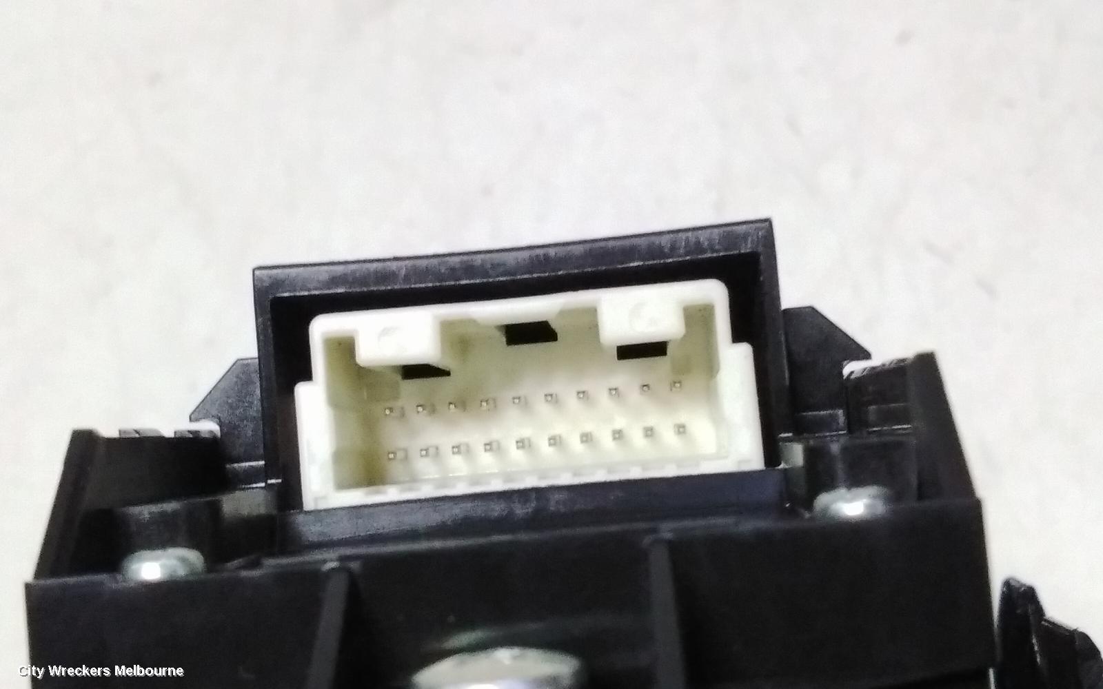 TOYOTA RAV4 PWR DR WIND SWITCH, RH FRONT, BLOCK MASTER SWITCH, AUTO FOLD TYPE, XA50, 11/2018 ONWARDS