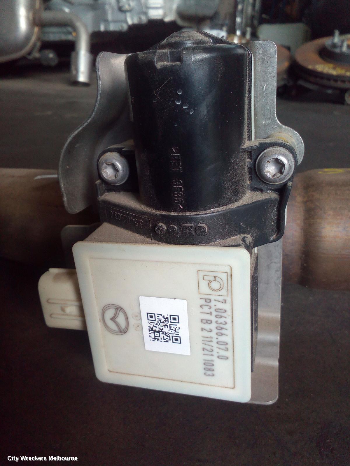 MAZDA CX5 CATALYTIC CONVERTER, UNDER CAR-CAT TYPE, PETROL, 2.5, 4WD, KF, 02/2017 ONWARDS