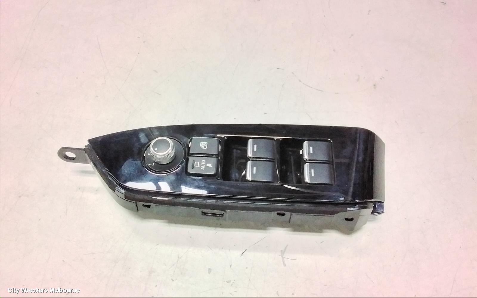 MAZDA CX5 PWR DR WIND SWITCH, RH FRONT (MASTER SWITCH), KF, W/ POWER FOLD TYPE, 02/2017 ONWARDS