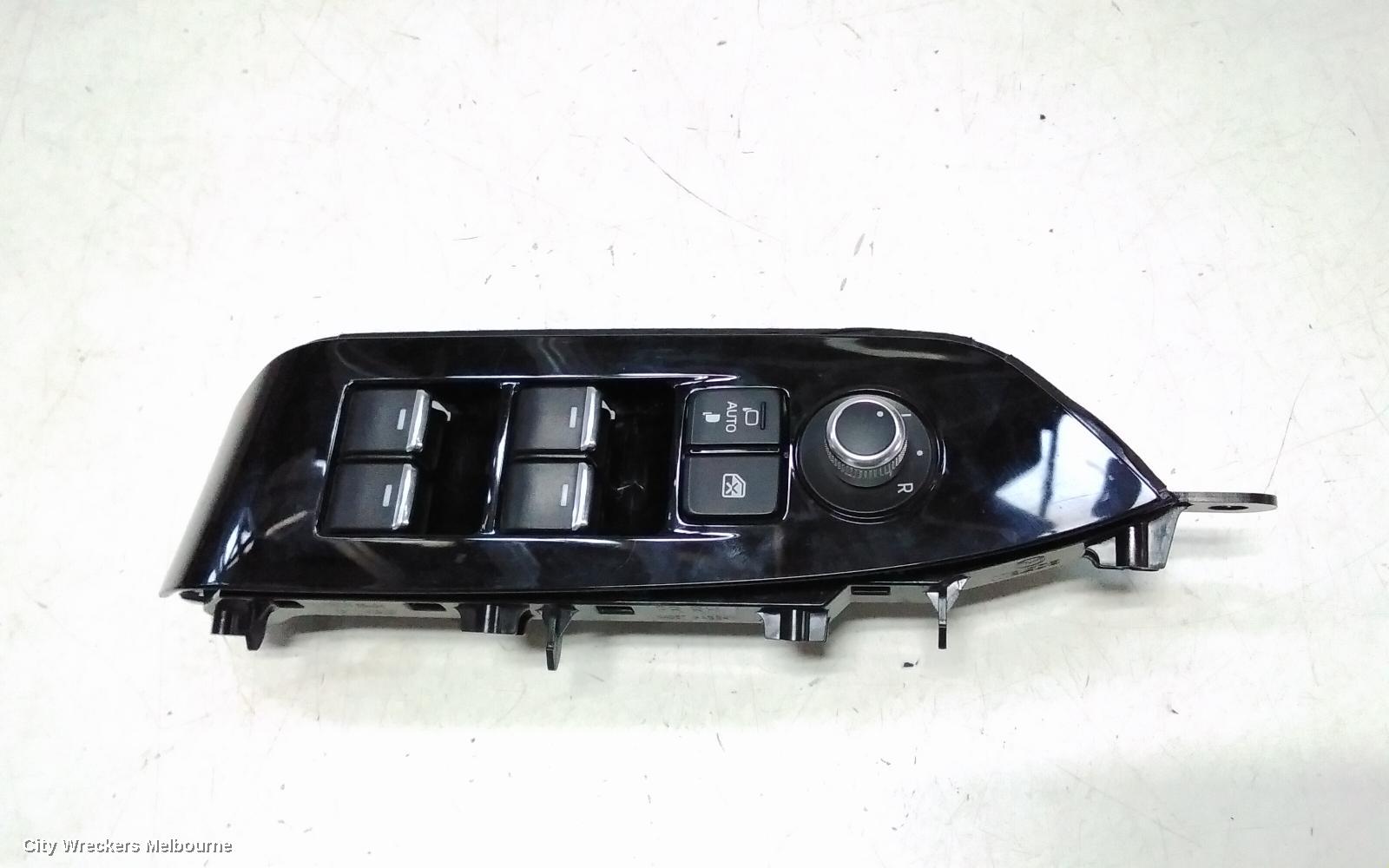 MAZDA CX5 PWR DR WIND SWITCH, RH FRONT (MASTER SWITCH), KF, W/ POWER FOLD TYPE, 02/2017 ONWARDS