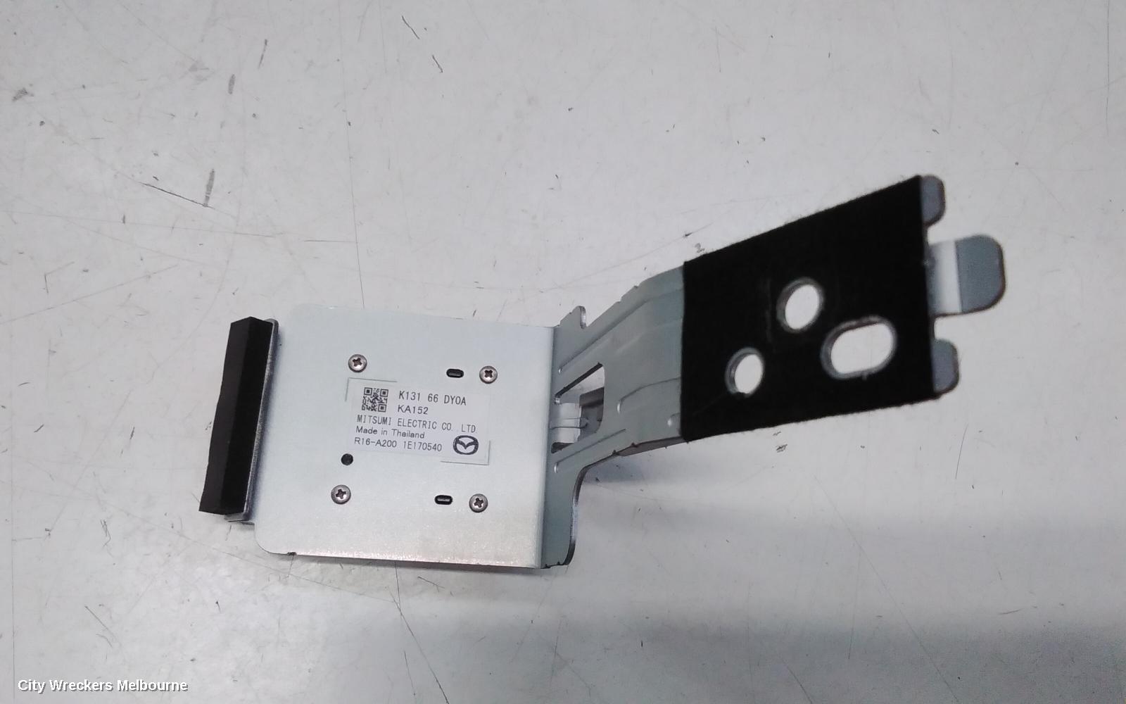 MAZDA CX5 RADIO/CD/DVD/SAT/TV, HEAD UNIT, W/ SAT NAV, KF, 11/2020 ONWARDS