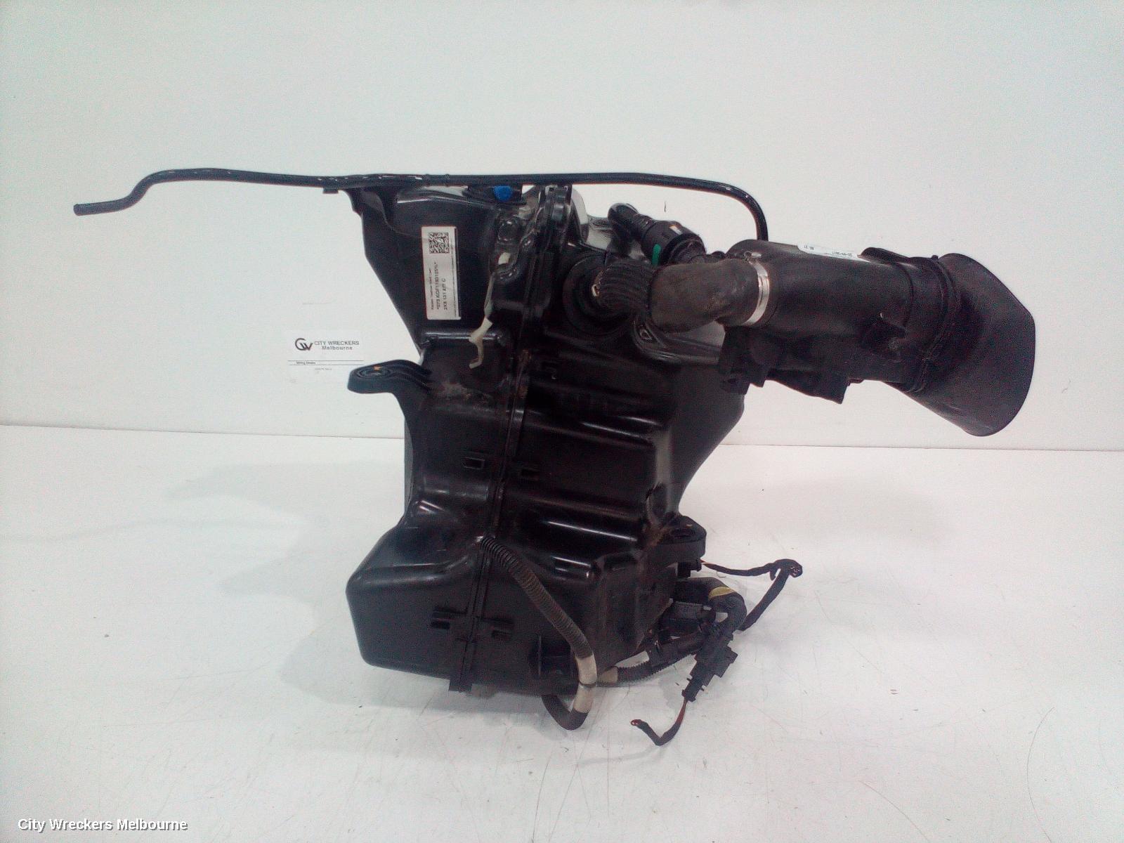 VOLKSWAGEN CADDY ADBLUE TANK, 2KN, 12/2015 - 02/2021