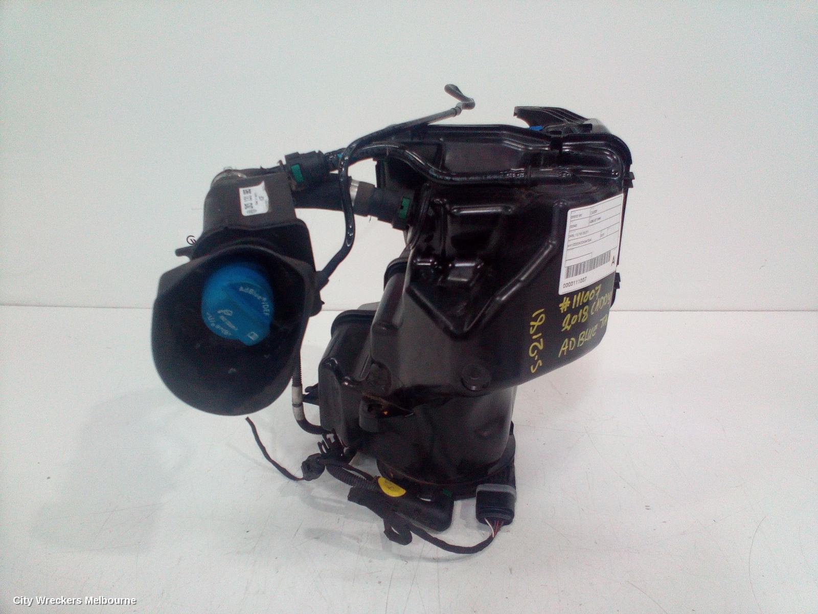 VOLKSWAGEN CADDY ADBLUE TANK, 2KN, 12/2015 - 02/2021