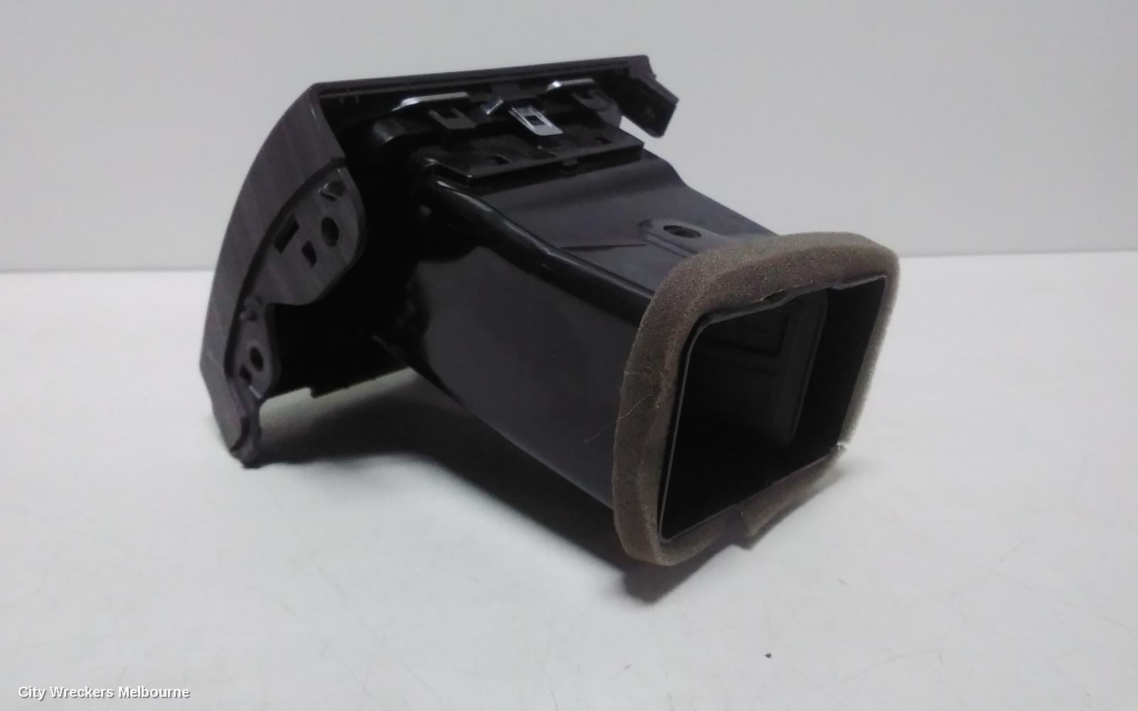 LDV G10, SV7A, WAGON 04/2015 - 08/2022, RH AIR VENT: 111062