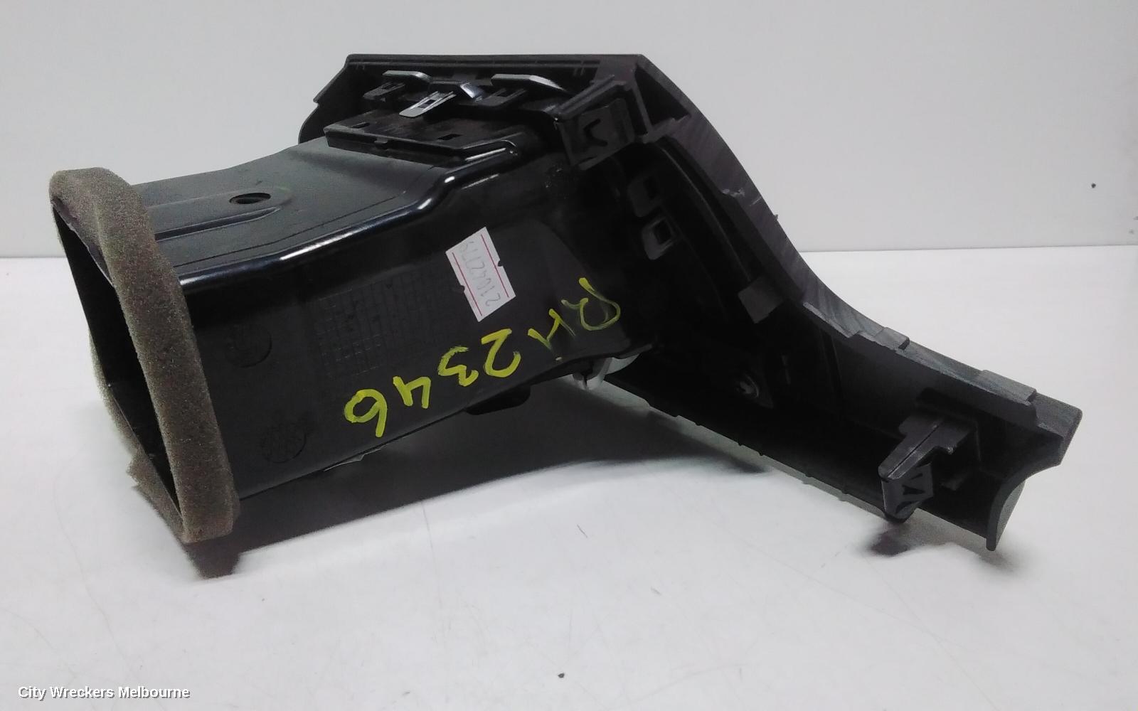 LDV G10, SV7A, WAGON 04/2015 - 08/2022, RH AIR VENT: 111062