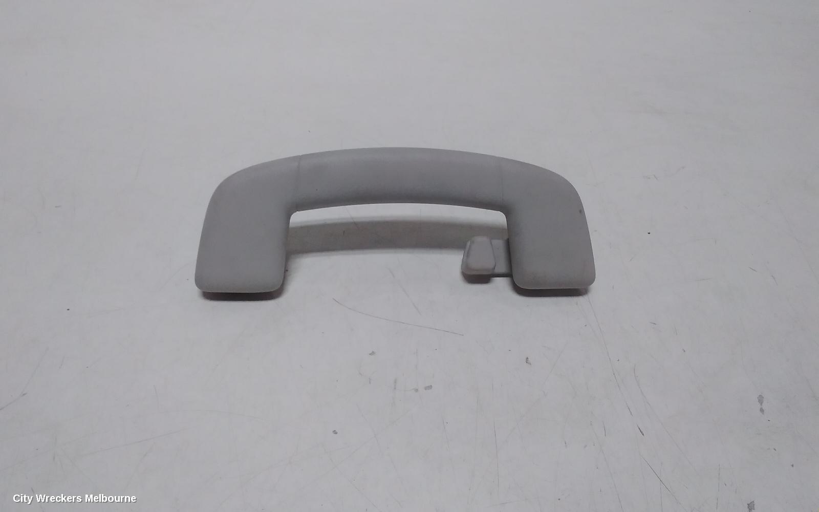 VOLKSWAGEN T-ROC GRAB HANDLE, A1, 03/2020 - 12/2025