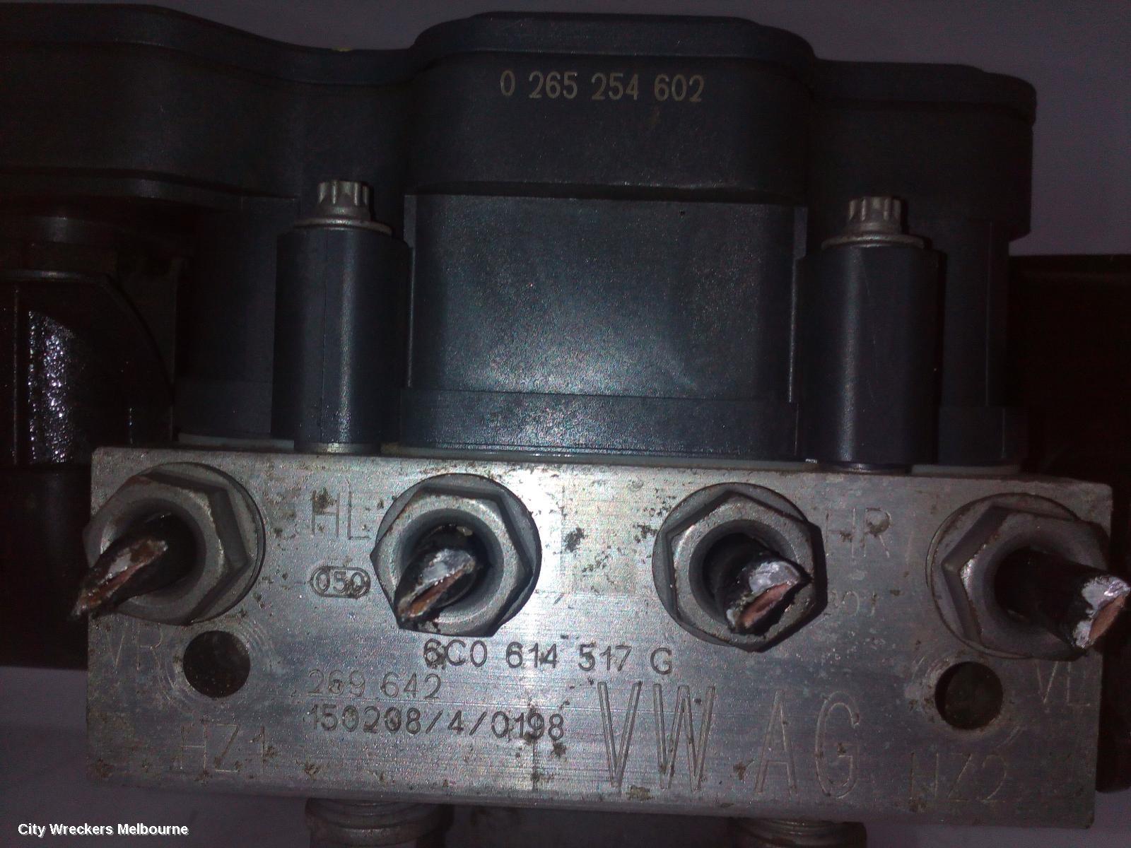 VOLKSWAGEN POLO ABS PUMP/MODULATOR, 6R, P/N 6C0614517G, 05/2014 - 09/2017
