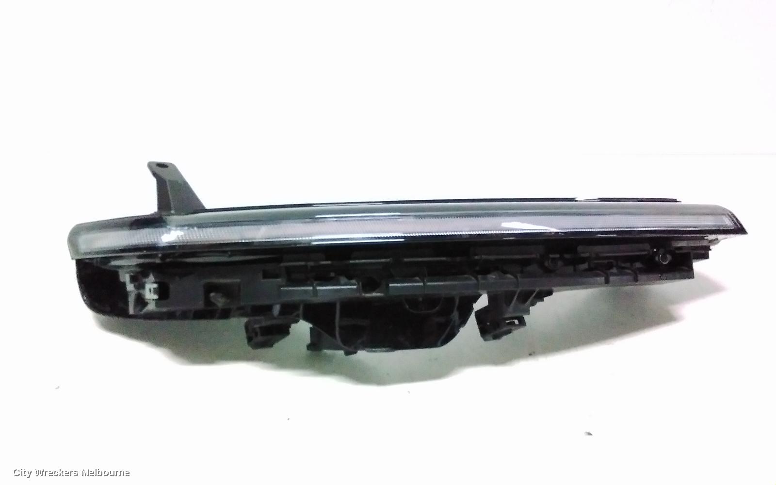 HYUNDAI STARIA RIGHT INDICATOR/FOG/SIDE, DAYTIME RUNNING LIGHT, US4, 04/2021 ONWARDS