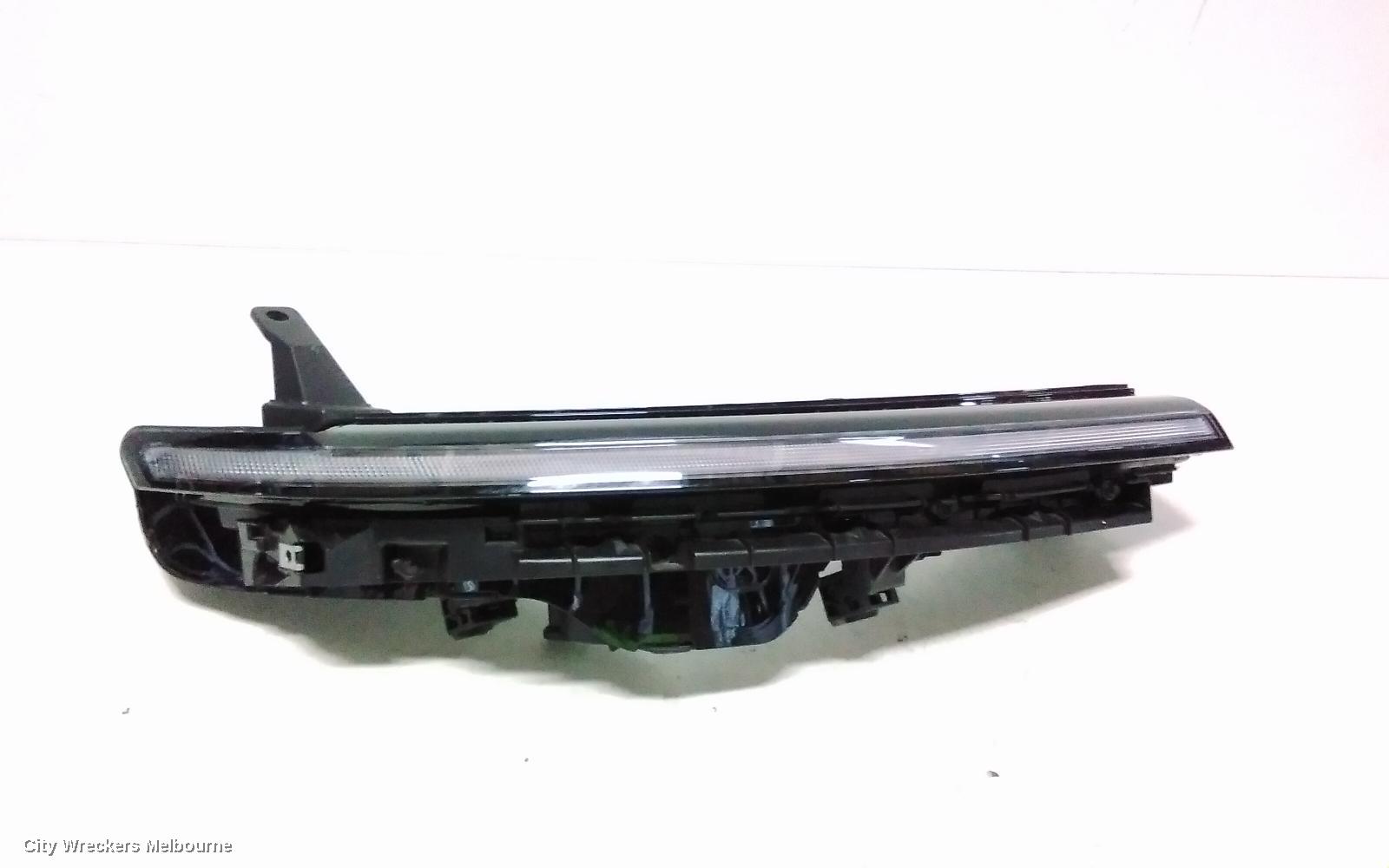 HYUNDAI STARIA RIGHT INDICATOR/FOG/SIDE, DAYTIME RUNNING LIGHT, US4, 04/2021 ONWARDS