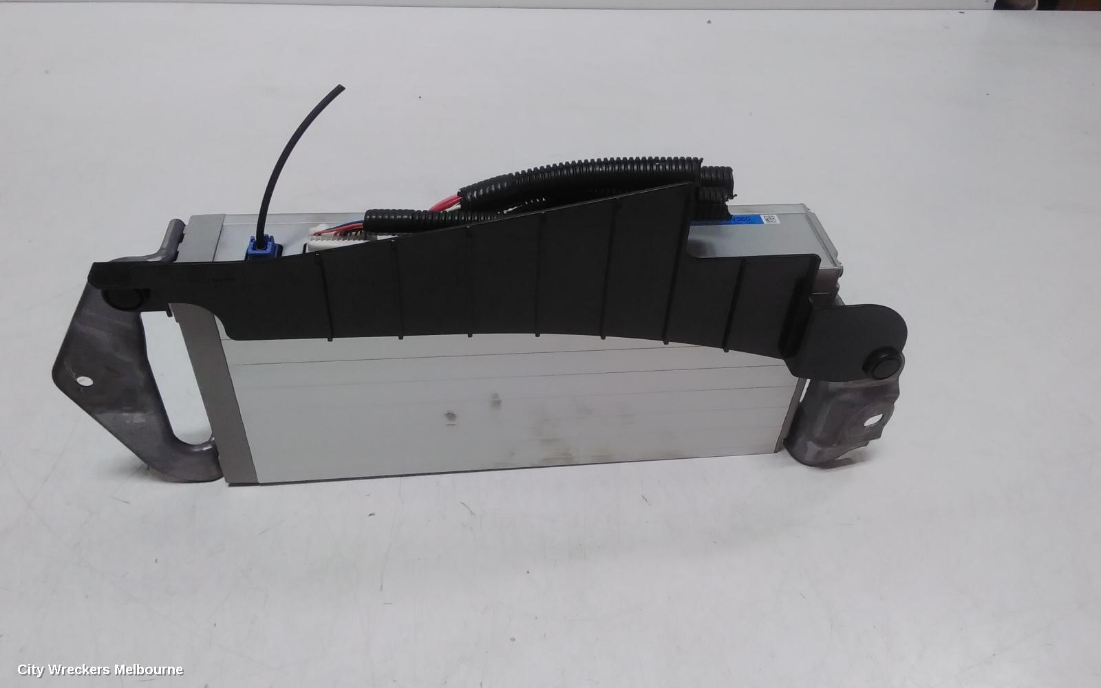 LEXUS IS250/IS250C RADIO/CD/DVD/SAT/TV, AMPLIFIER (MARK LEVINSON TYPE), GSE20R, 11/2005 - 12/2014