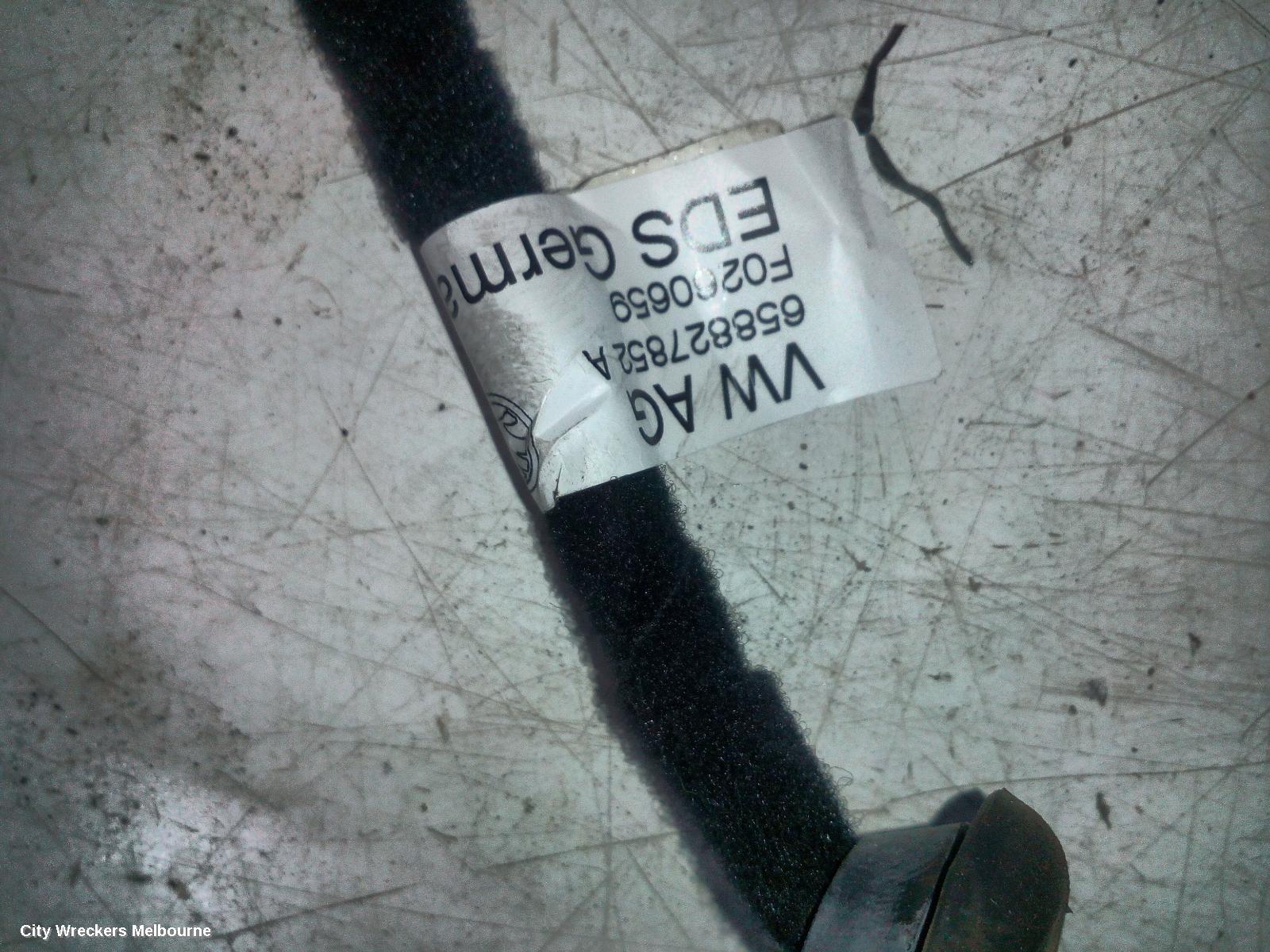 SKODA KAMIQ HATCH STRUT, NW, 06/2020 ONWARDS