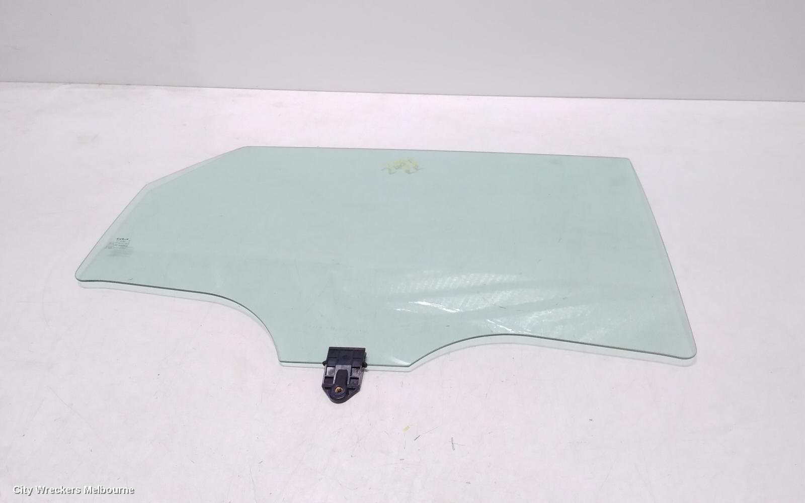 KIA SPORTAGE RIGHT REAR DOOR WINDOW, NQ5, 09/2021 ONWARDS