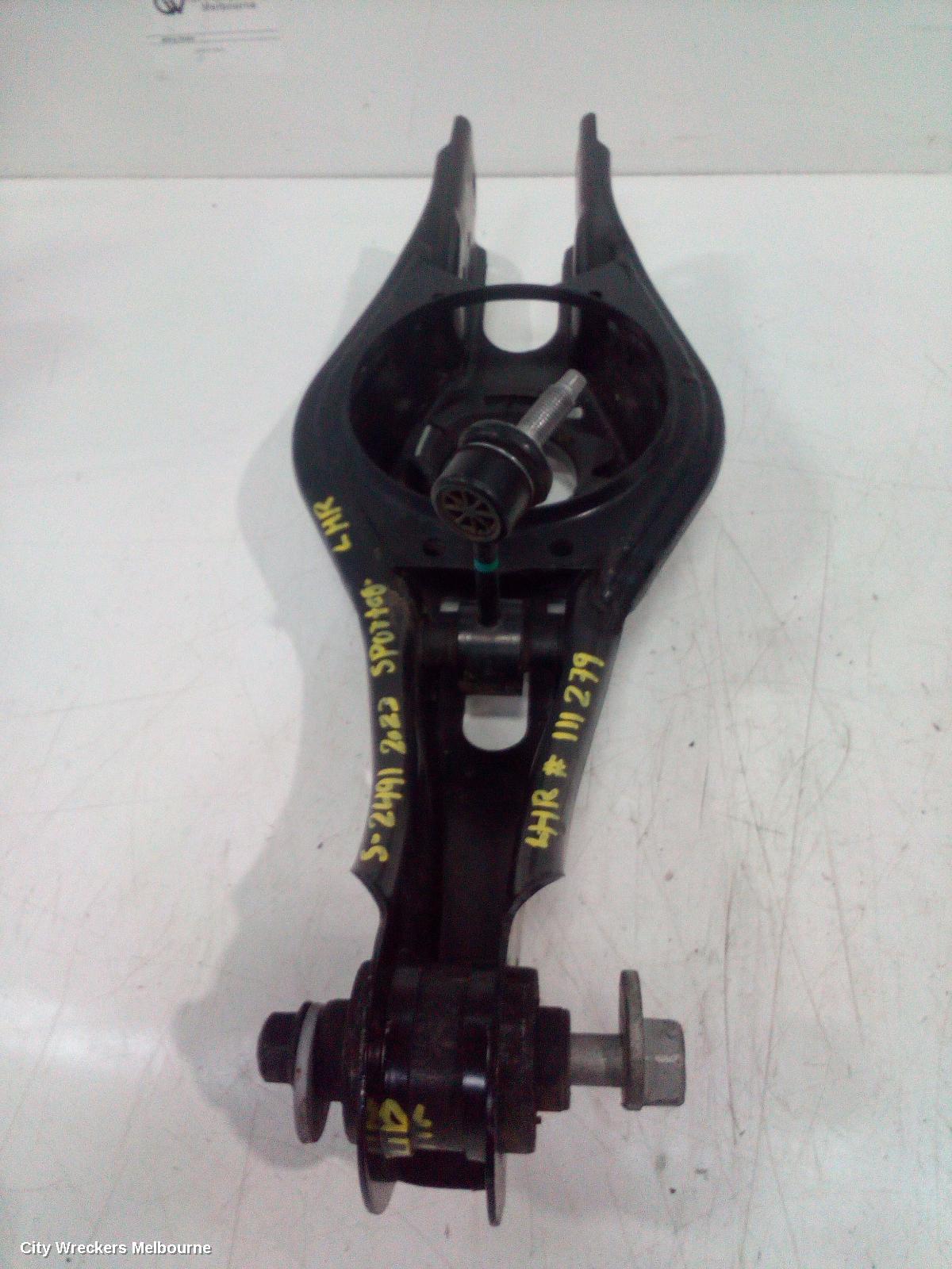 KIA SPORTAGE LEFT REAR TRAILING ARM, LOWER CONTROL ARM-REAR, NQ5, 09/2021 ONWARDS
