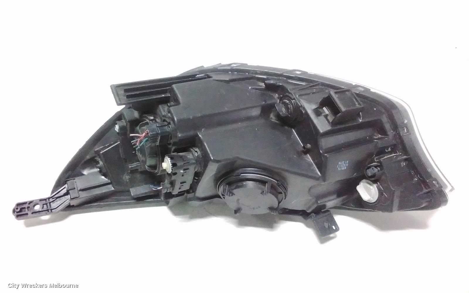 KIA RIO RIGHT HEADLAMP, UB, 3DR/5DR HATCH, SLI/SLS, 08/2011 - 10/2014