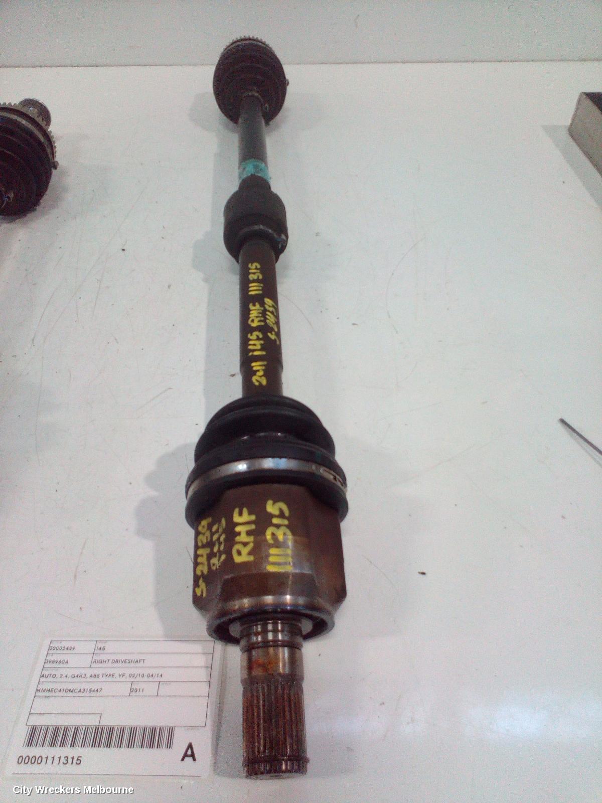 HYUNDAI I45 RIGHT DRIVESHAFT, AUTO, 2.4, G4KJ, ABS TYPE, YF, 02/2010 - 04/2014