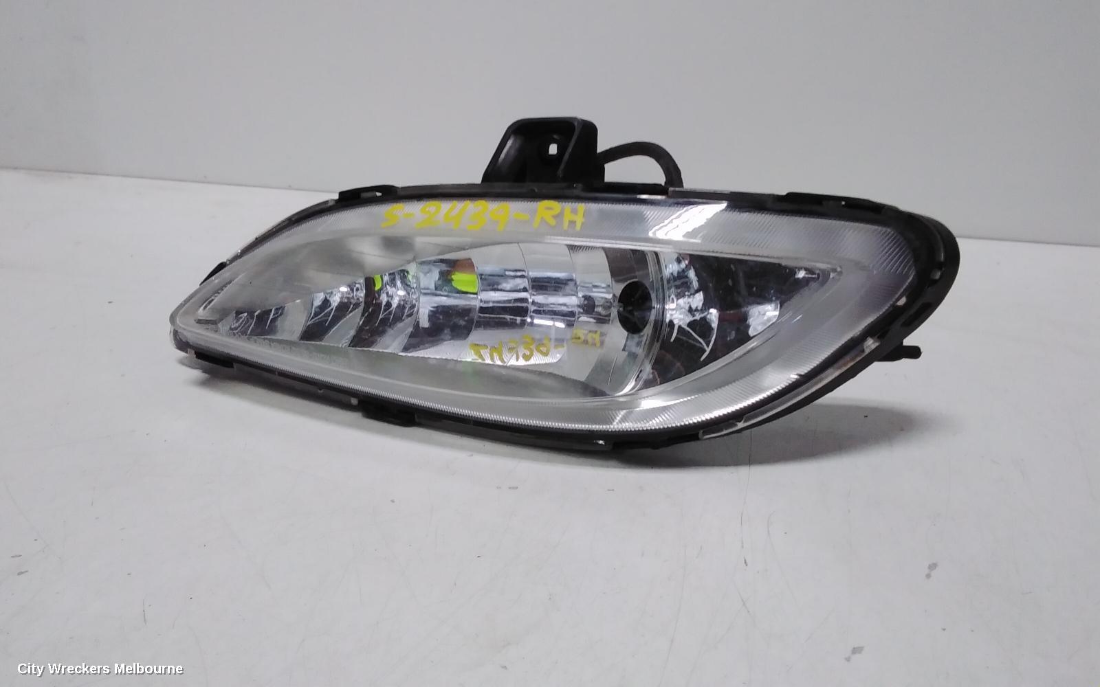 HYUNDAI I45 RIGHT INDICATOR/FOG/SIDE, BUMPER FOGLAMP, YF, 02/2010 - 05/2013 (AUS ONLY)