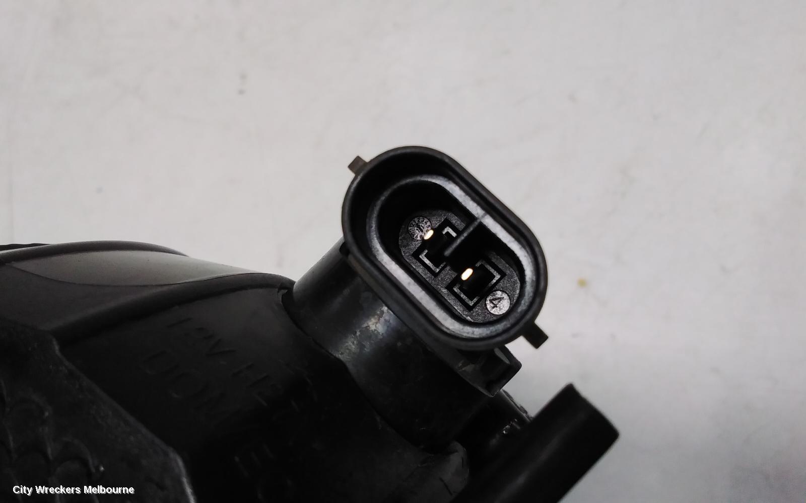 HYUNDAI I45 RIGHT INDICATOR/FOG/SIDE, BUMPER FOGLAMP, YF, 02/2010 - 05/2013 (AUS ONLY)