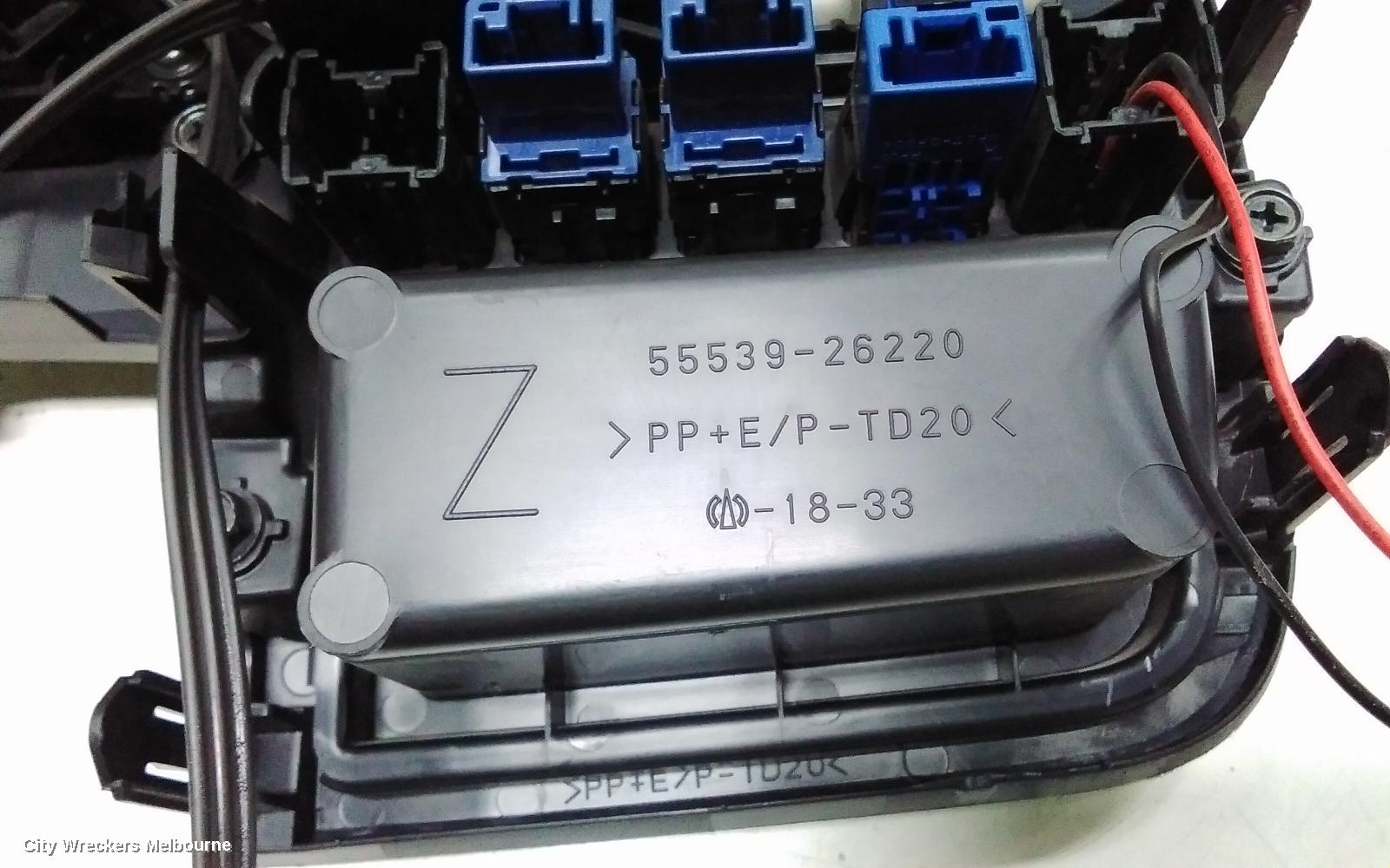 TOYOTA HIACE HEATER/AC CONTROLS, DUAL ZONE TYPE, 300 SERIES, 04/2019 ONWARDS