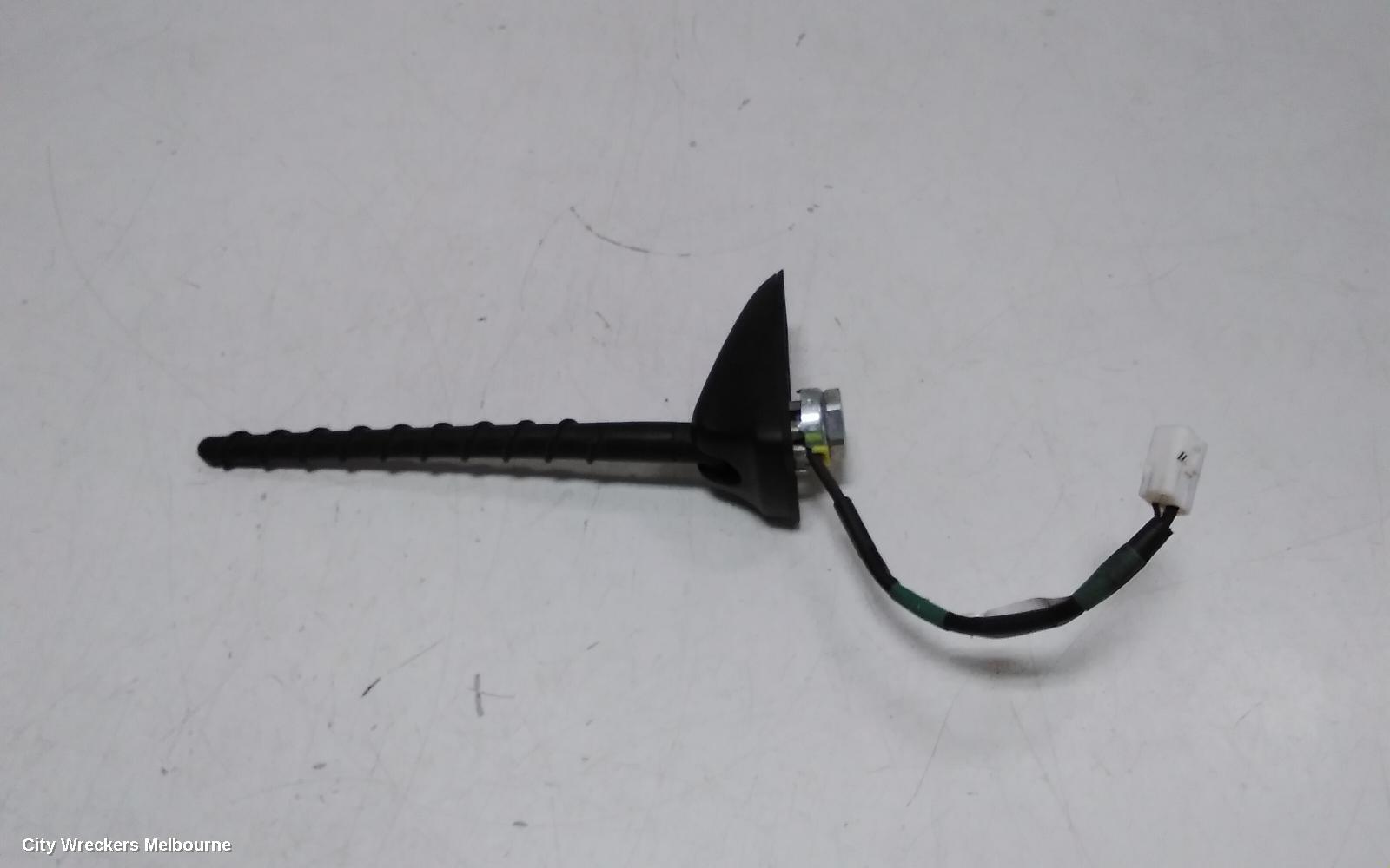 TOYOTA HIACE ANTENNA, RADIO ANTENNA (ROOF MOUNTED), 300 SERIES, 04/2019 ONWARDS